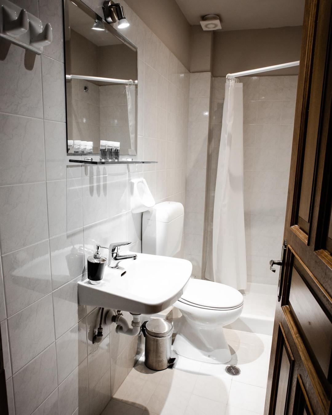 Superior Triple Room photo 2