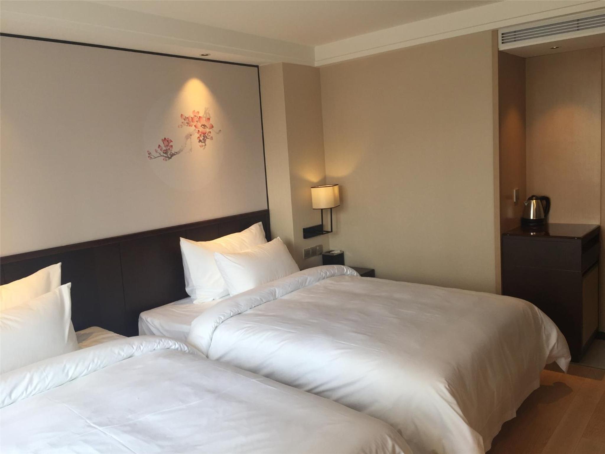 Business Twin Room - Photo 8