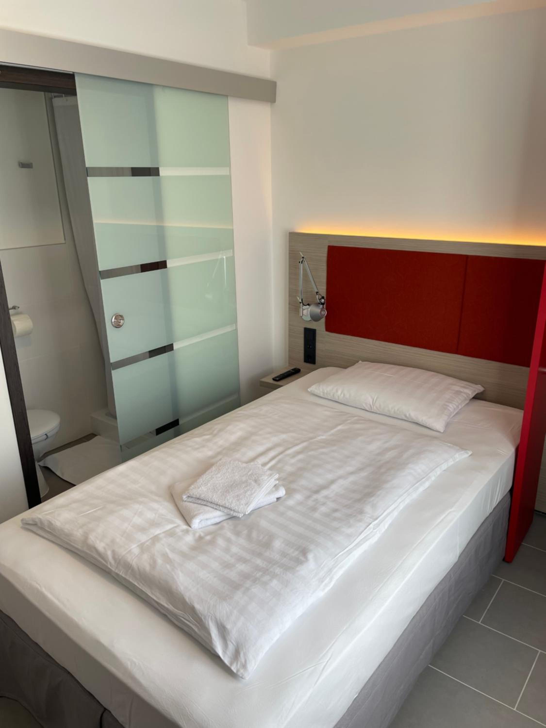Large Twin Room