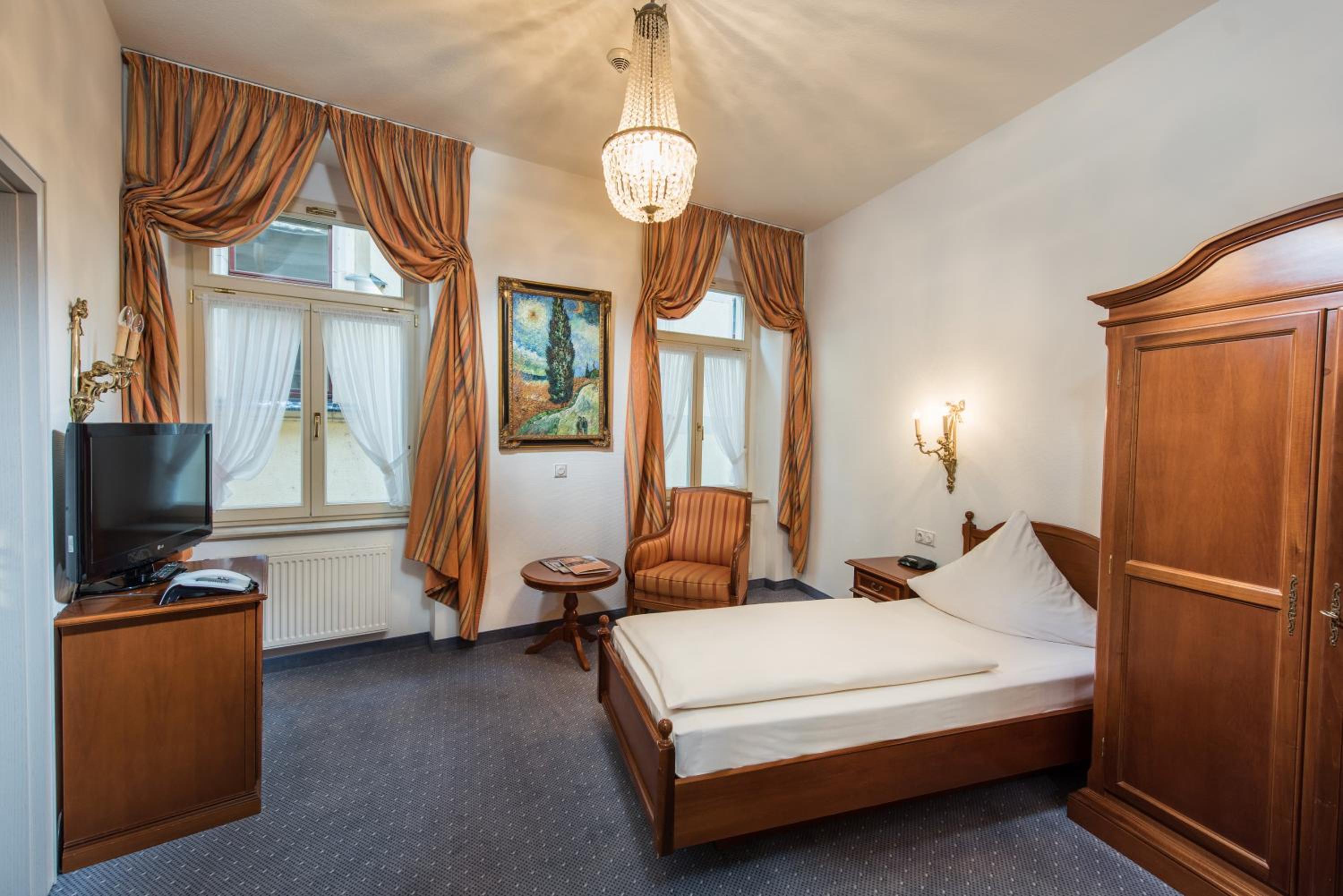 Economy Single Room