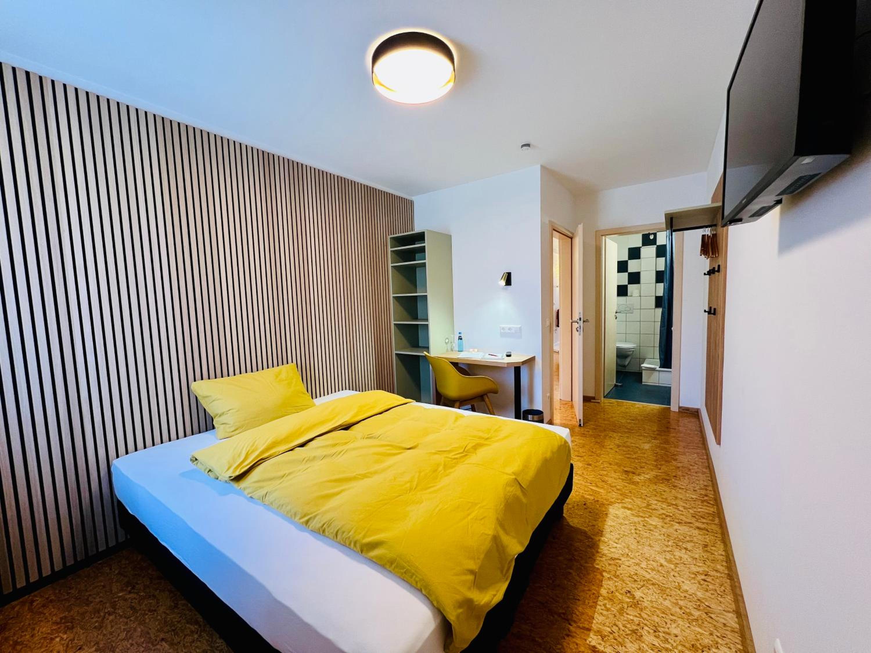 Small Double Room photo 2