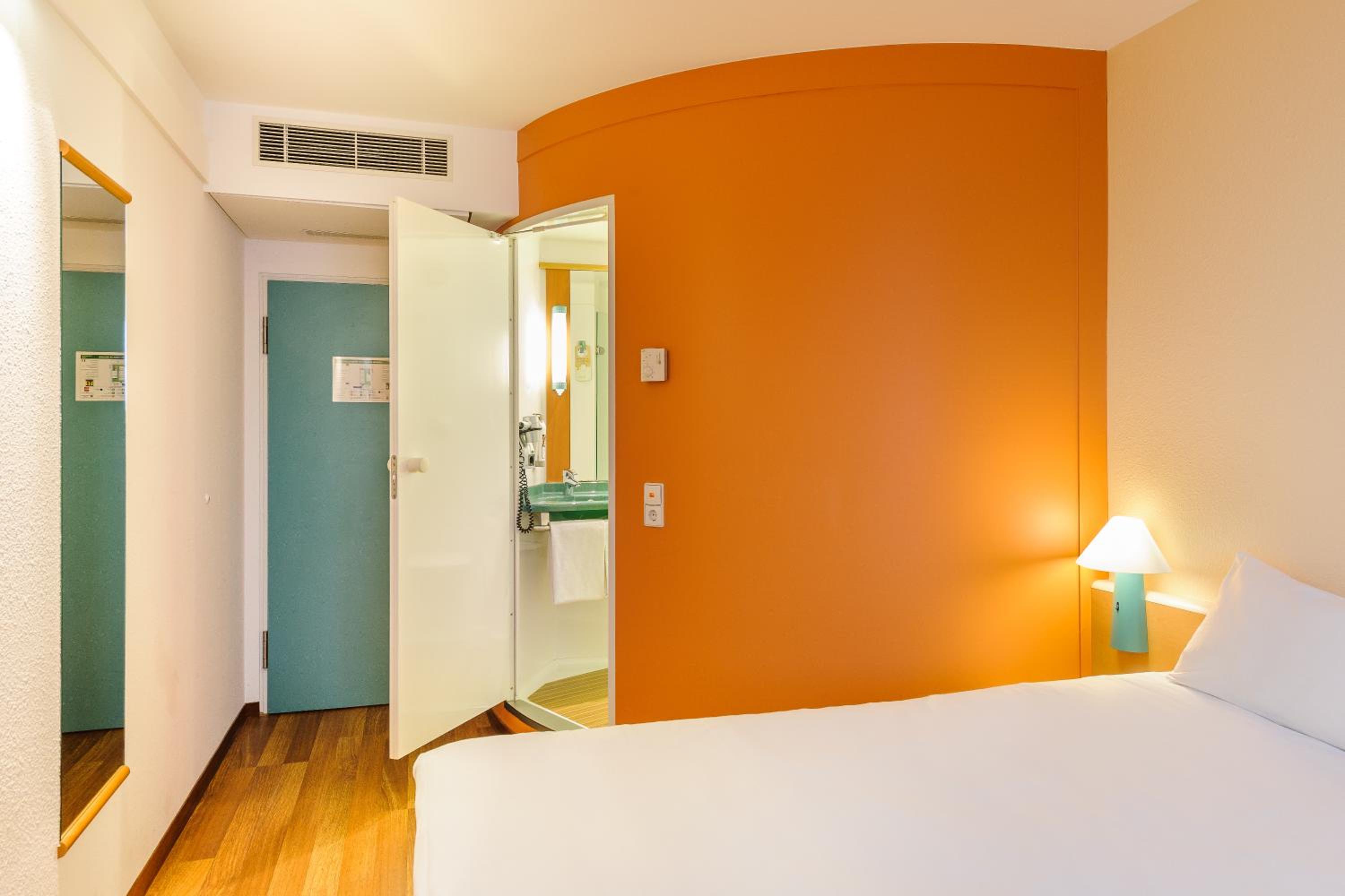 Double Room - Photo 2
