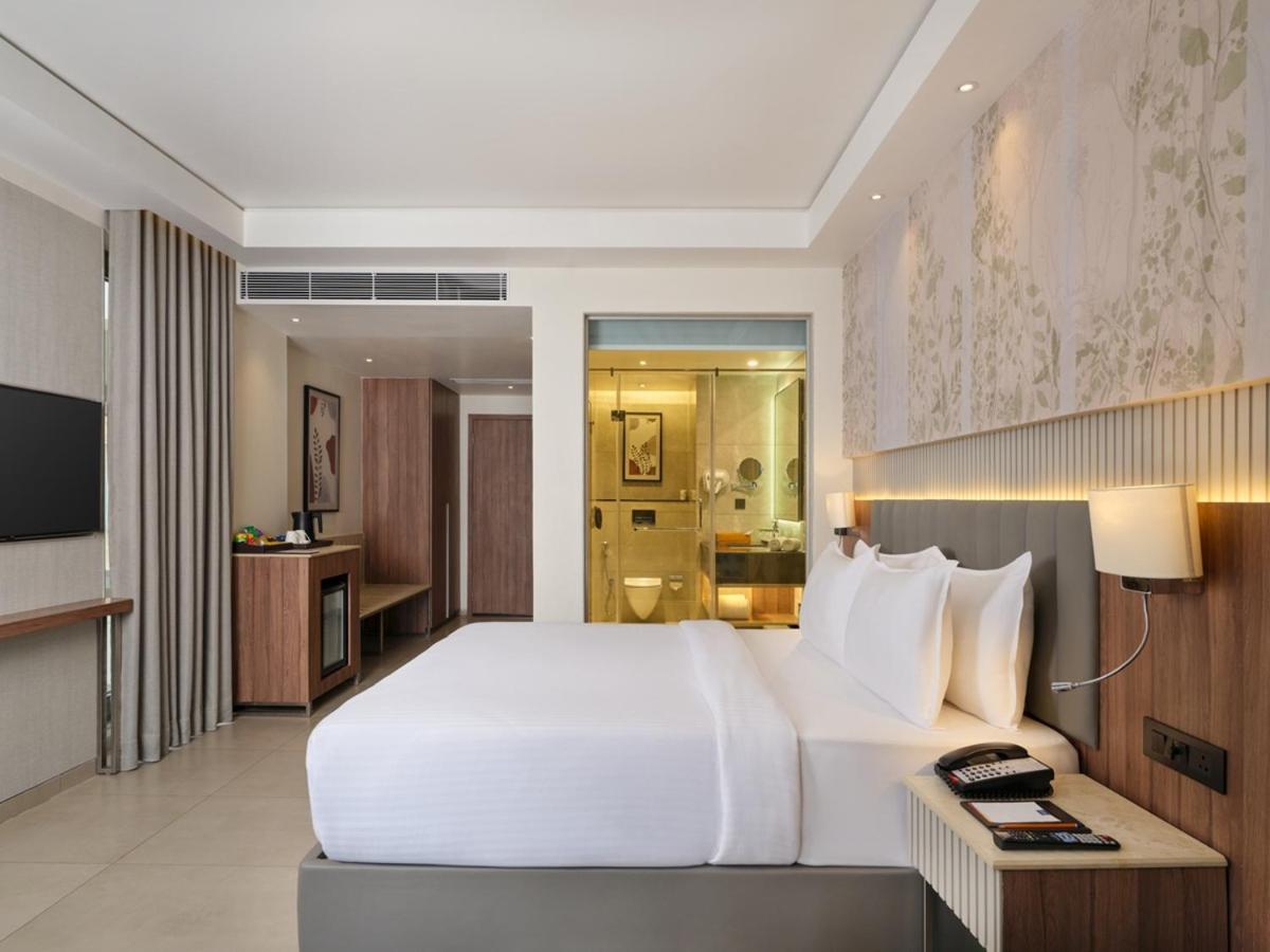 Executive Room - 1 Double Bed - Photo 1
