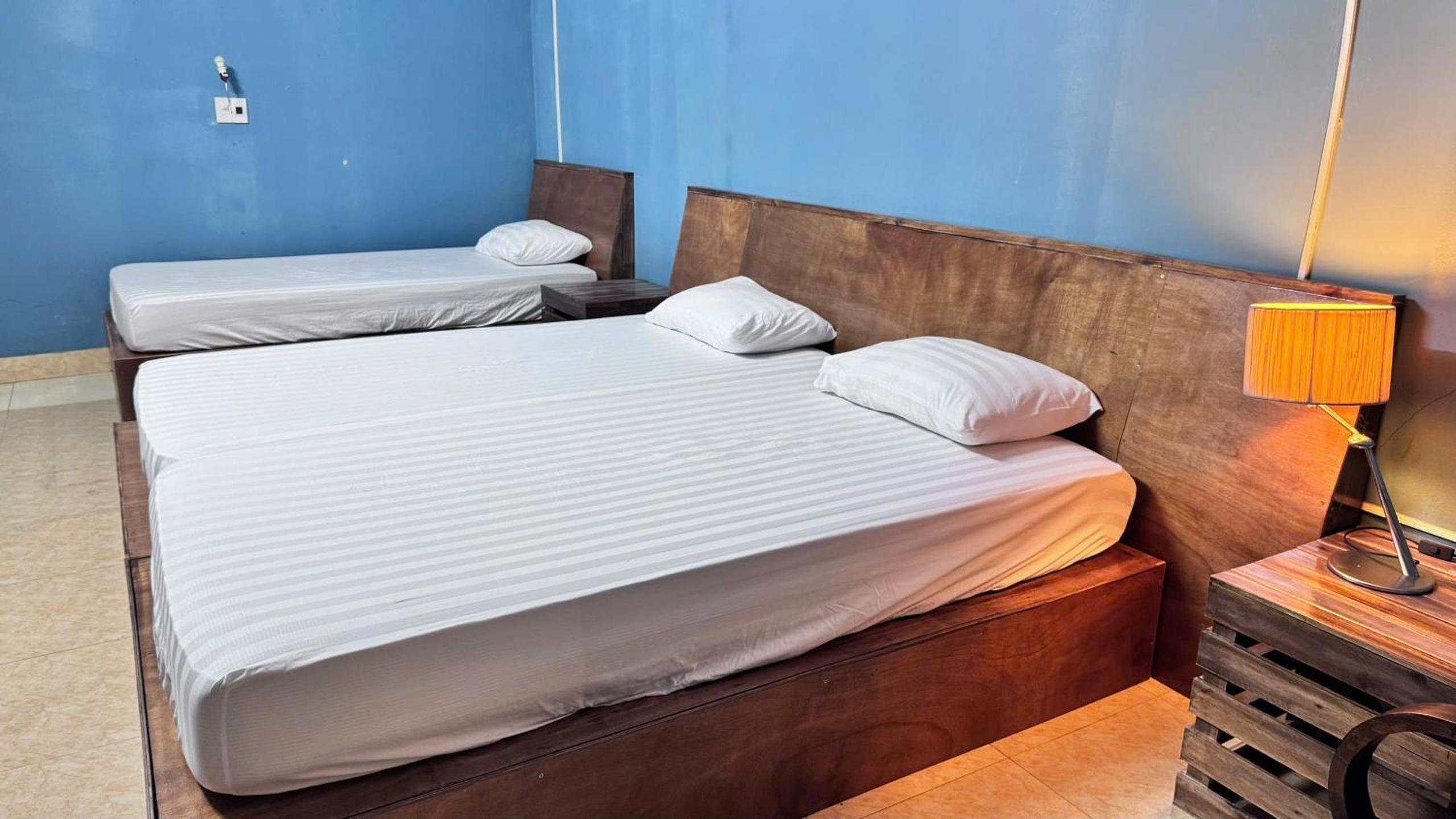Deluxe Double or Twin Room with Pool View photo 2