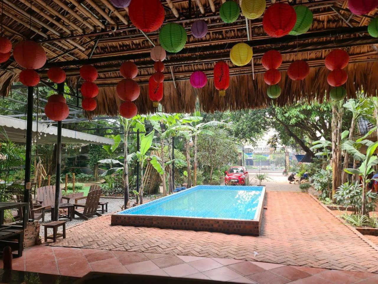 Deluxe Double or Twin Room with Pool View photo 2