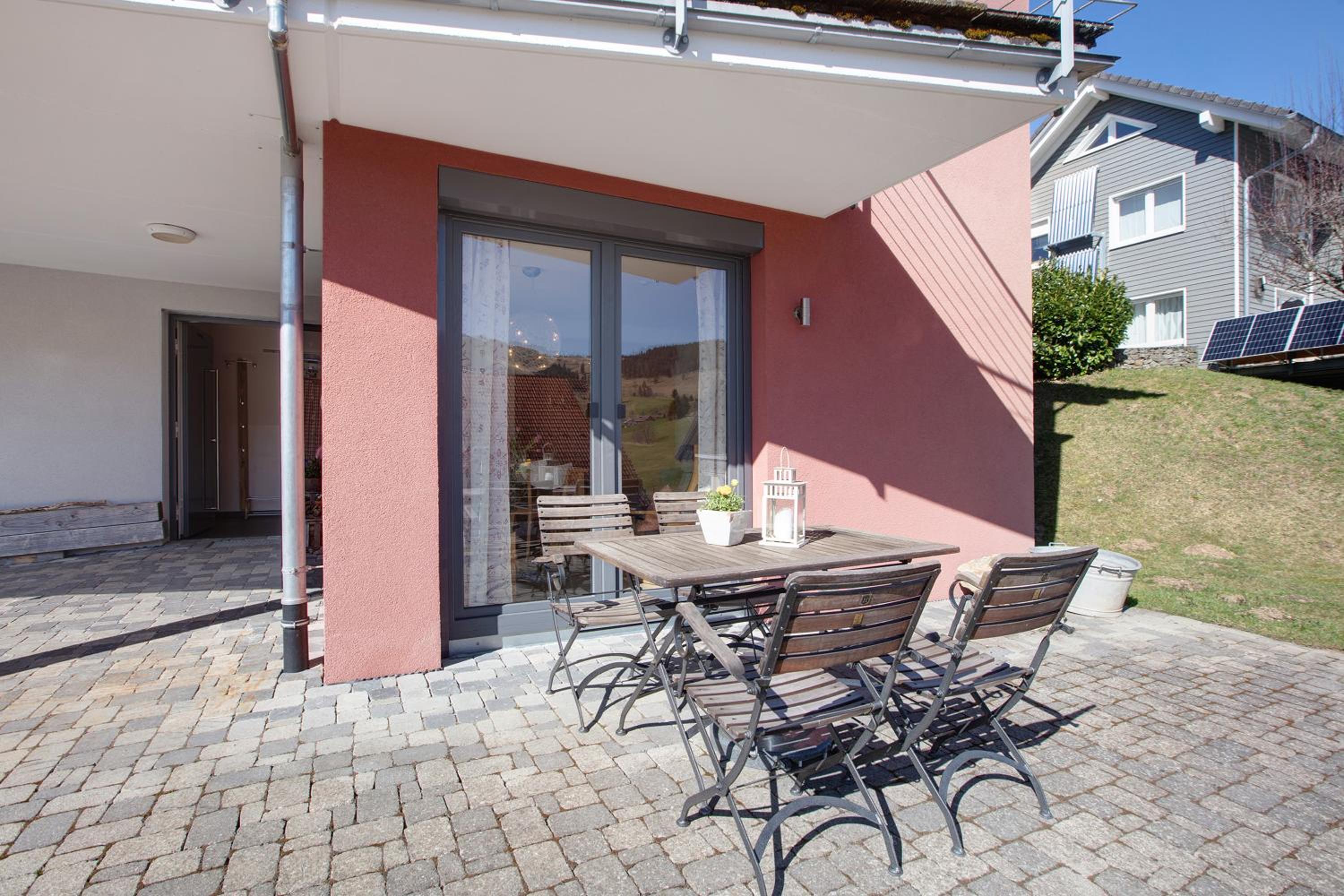 One-Bedroom Apartment with Garden View photo 3