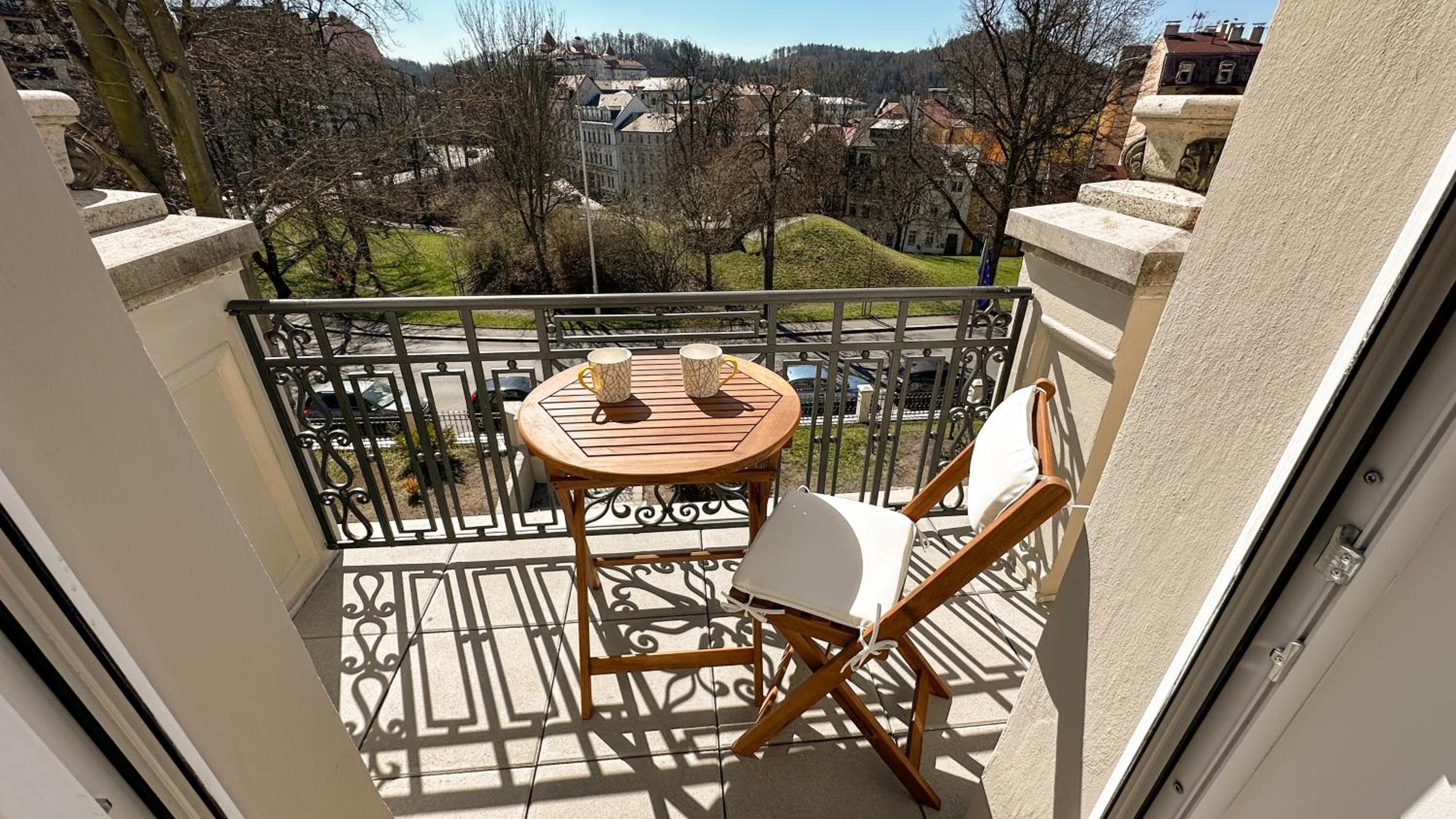 Apartment with Balcony