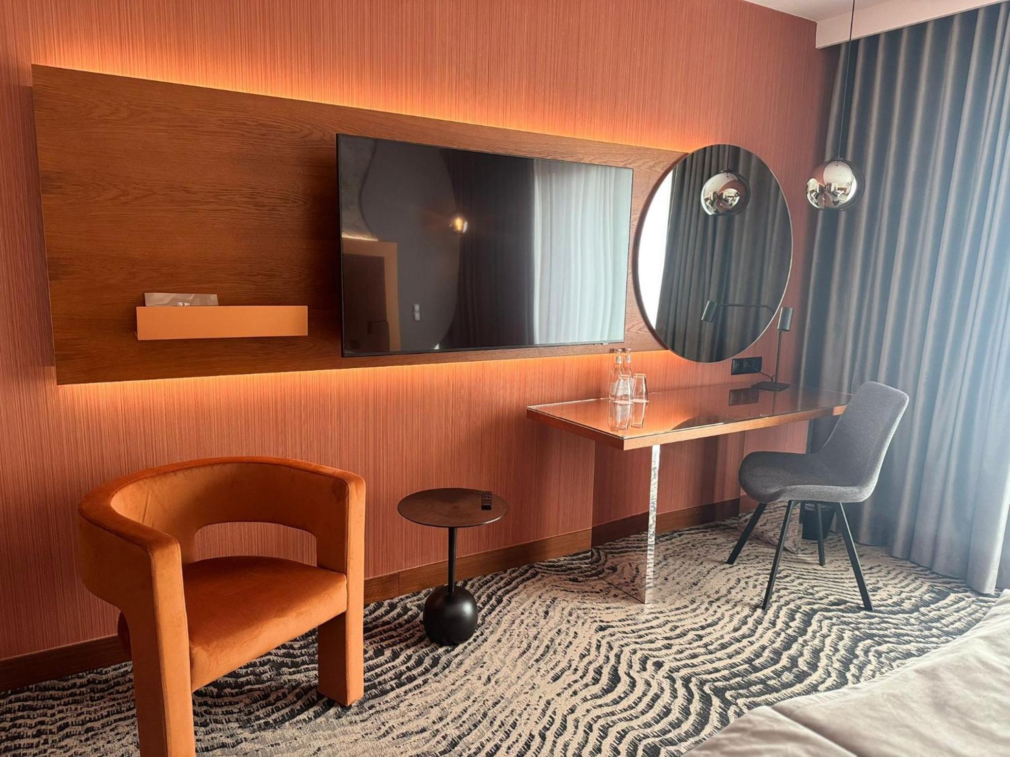 Superior Double or Twin Room photo 3