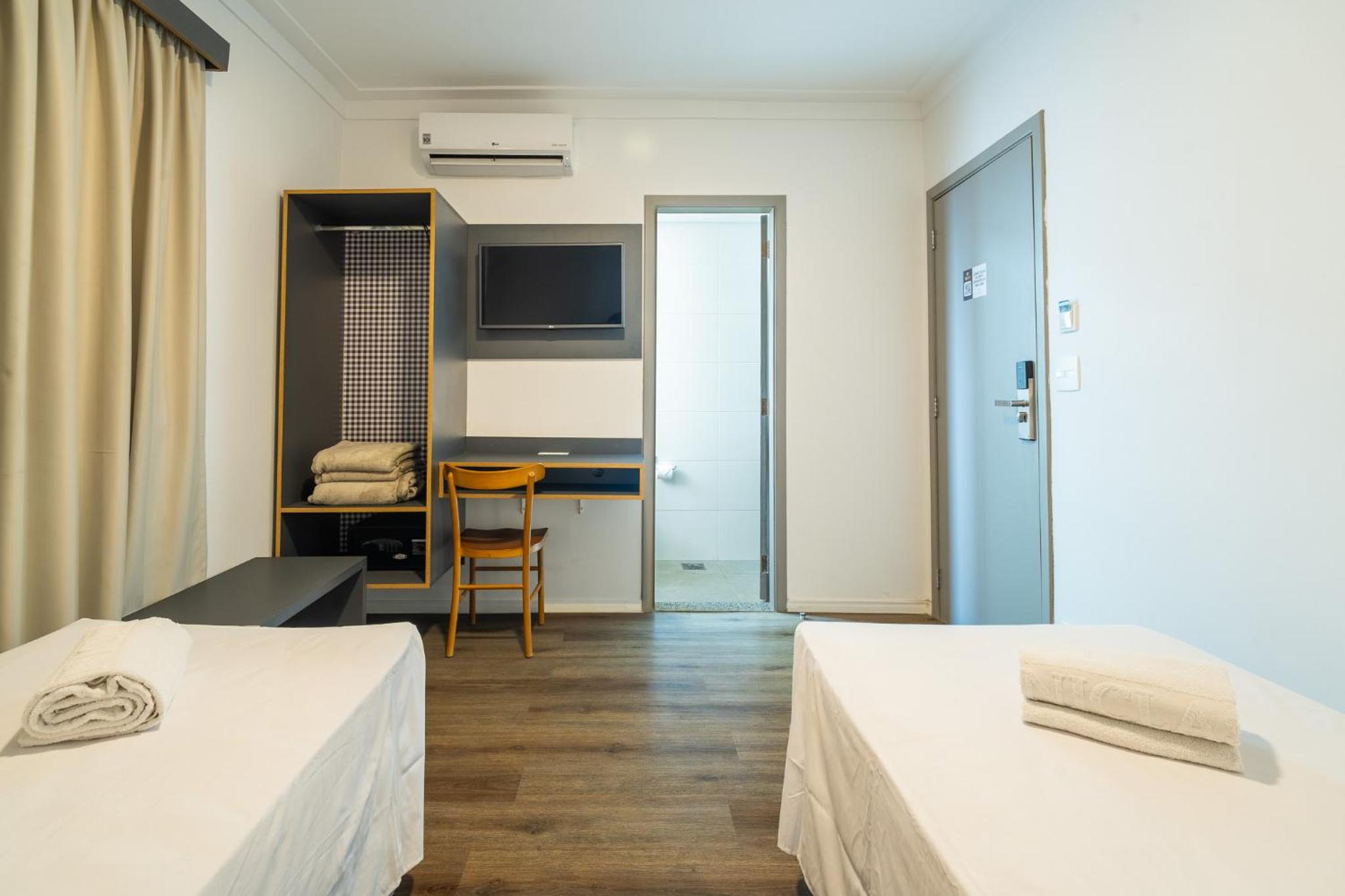 Uniclass Hotel Lapa — Standard Twin Room