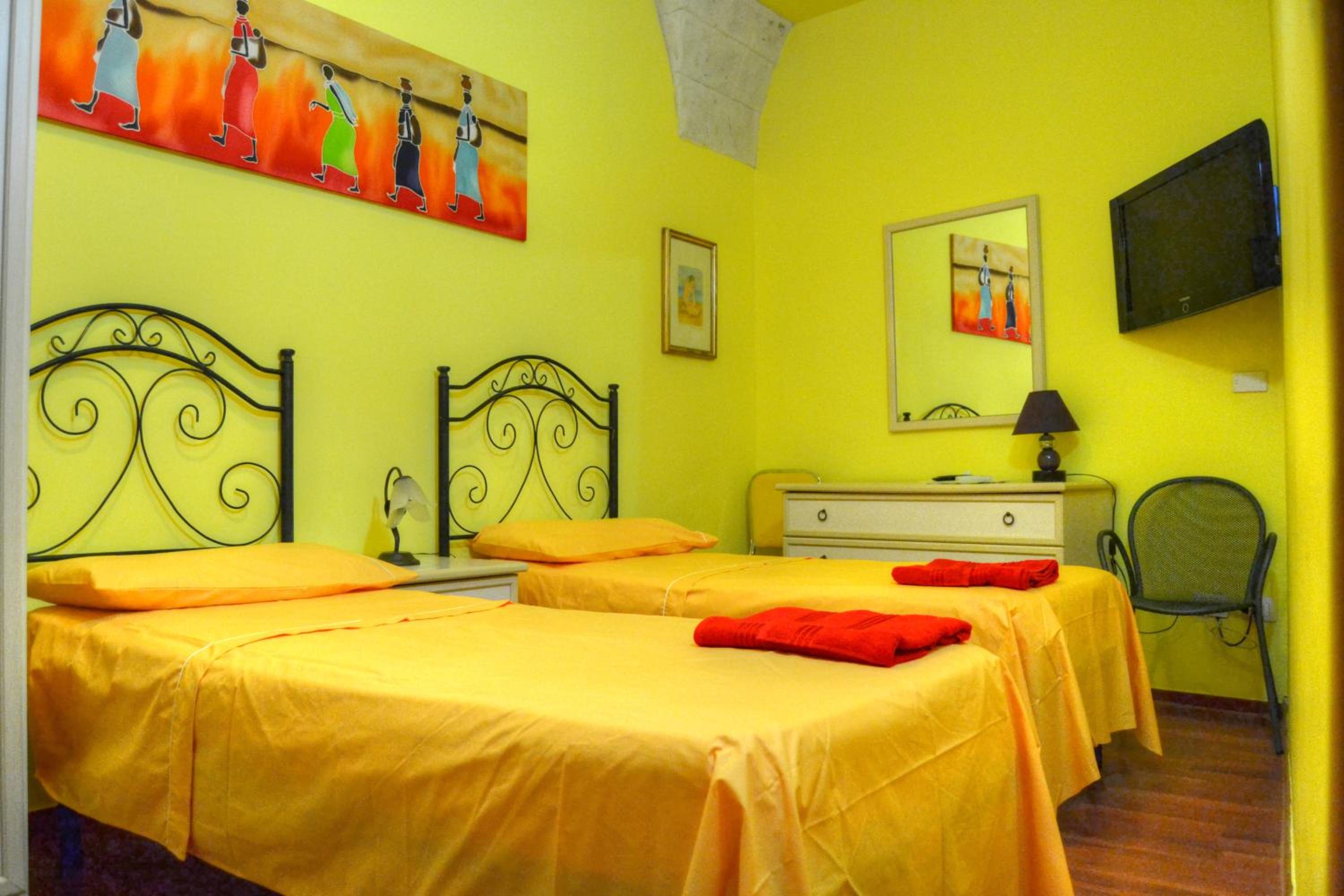 Triple Room - Photo 18