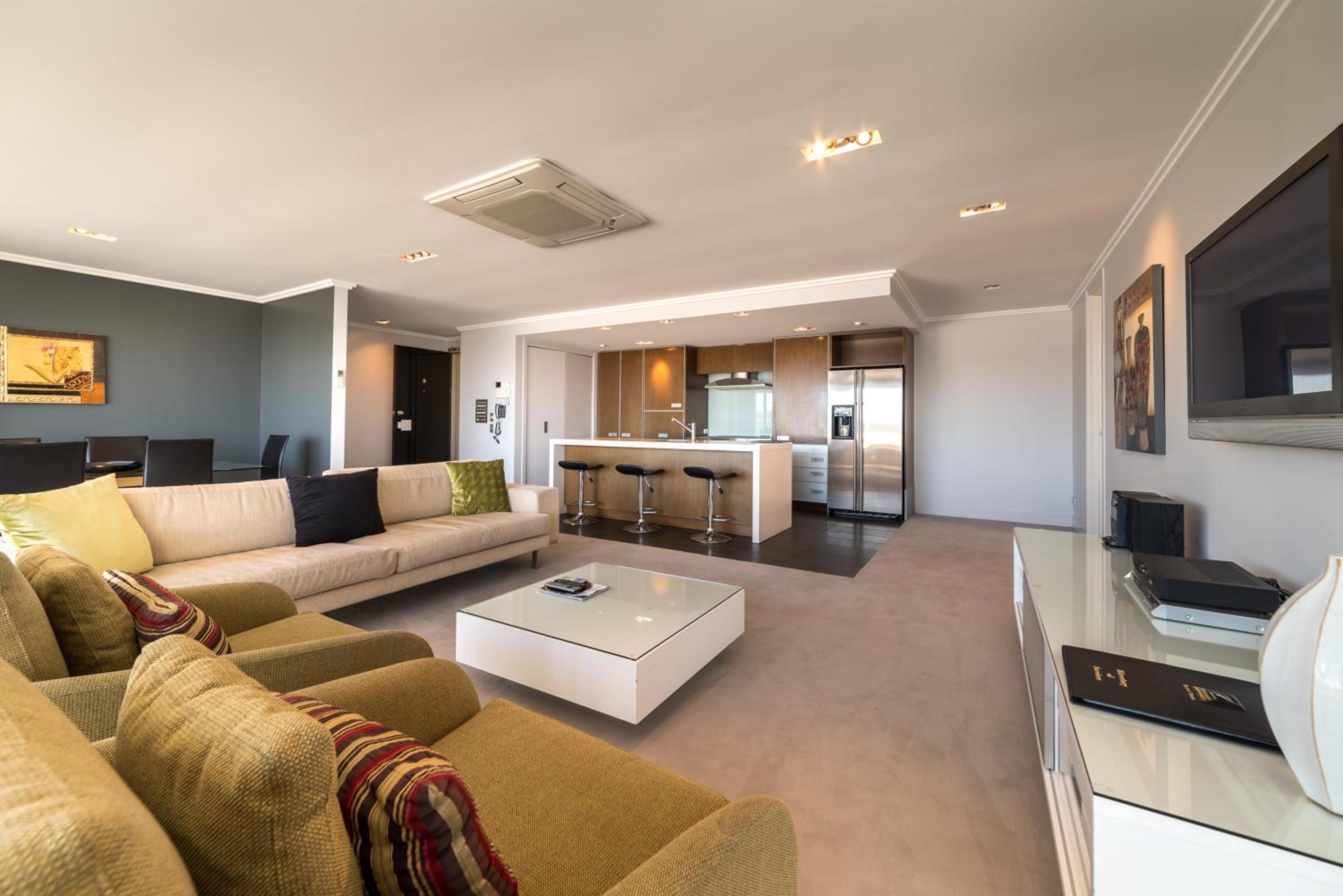 Luxury Penthouse B