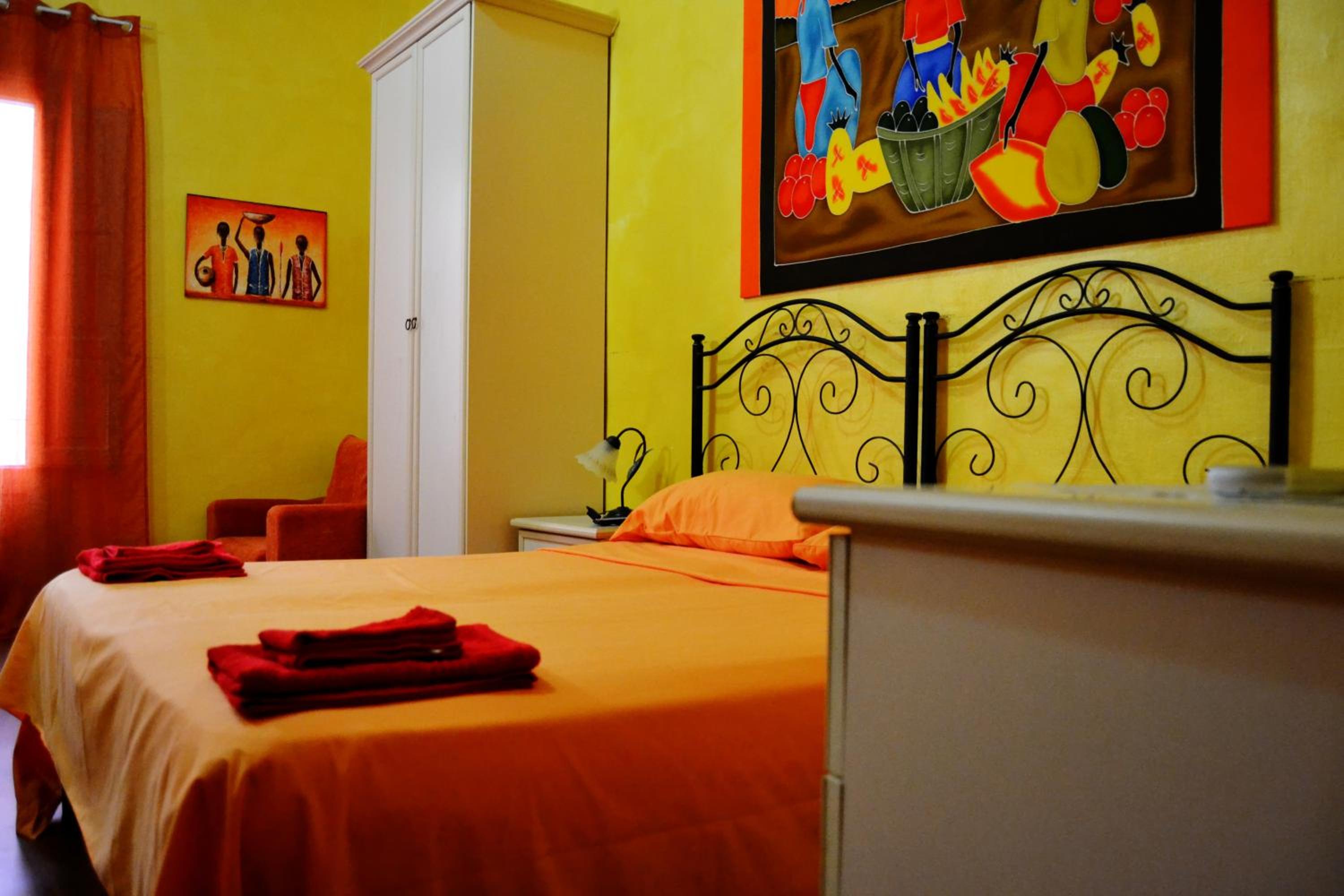 Double Room - Photo 6