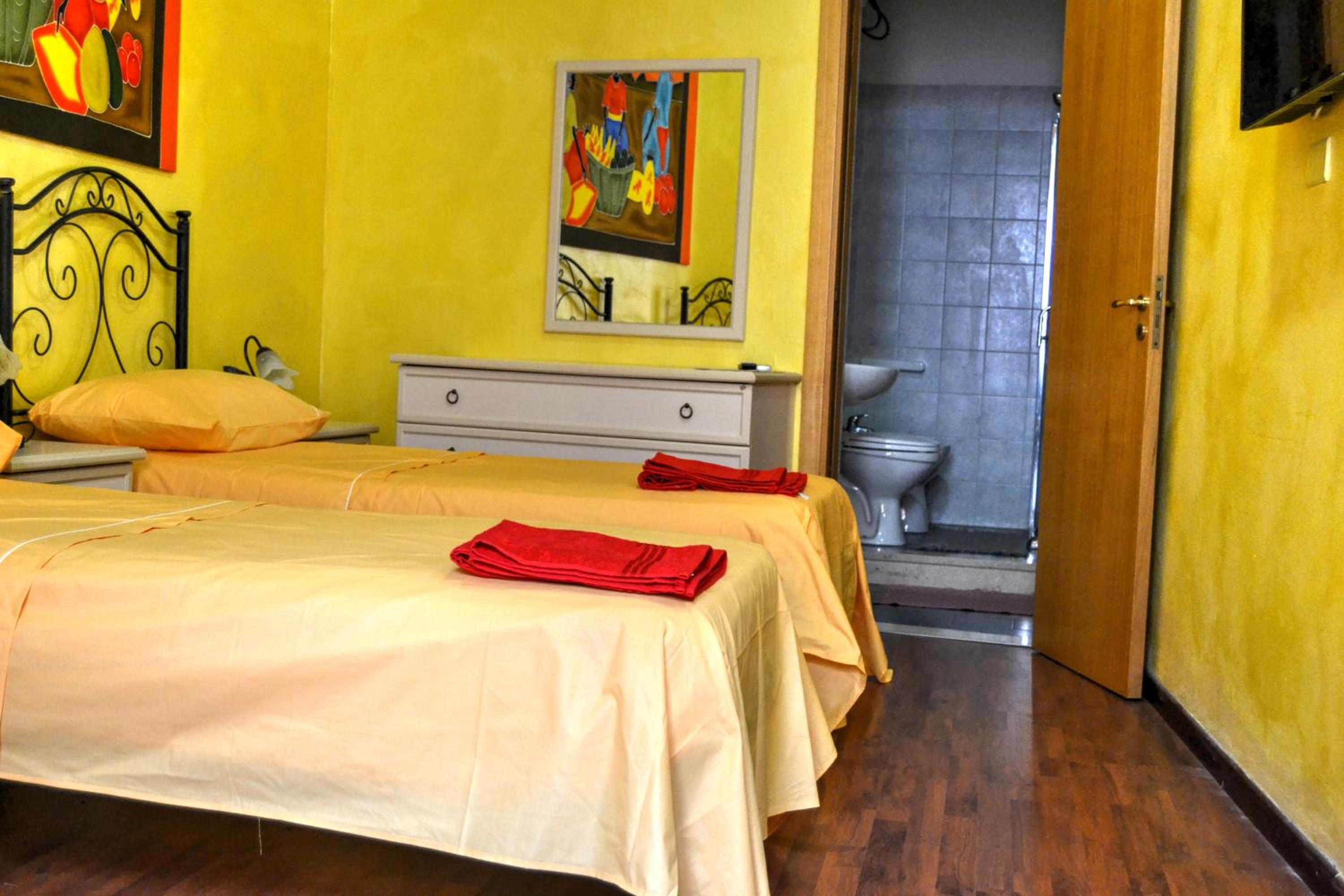 Triple Room - Photo 5