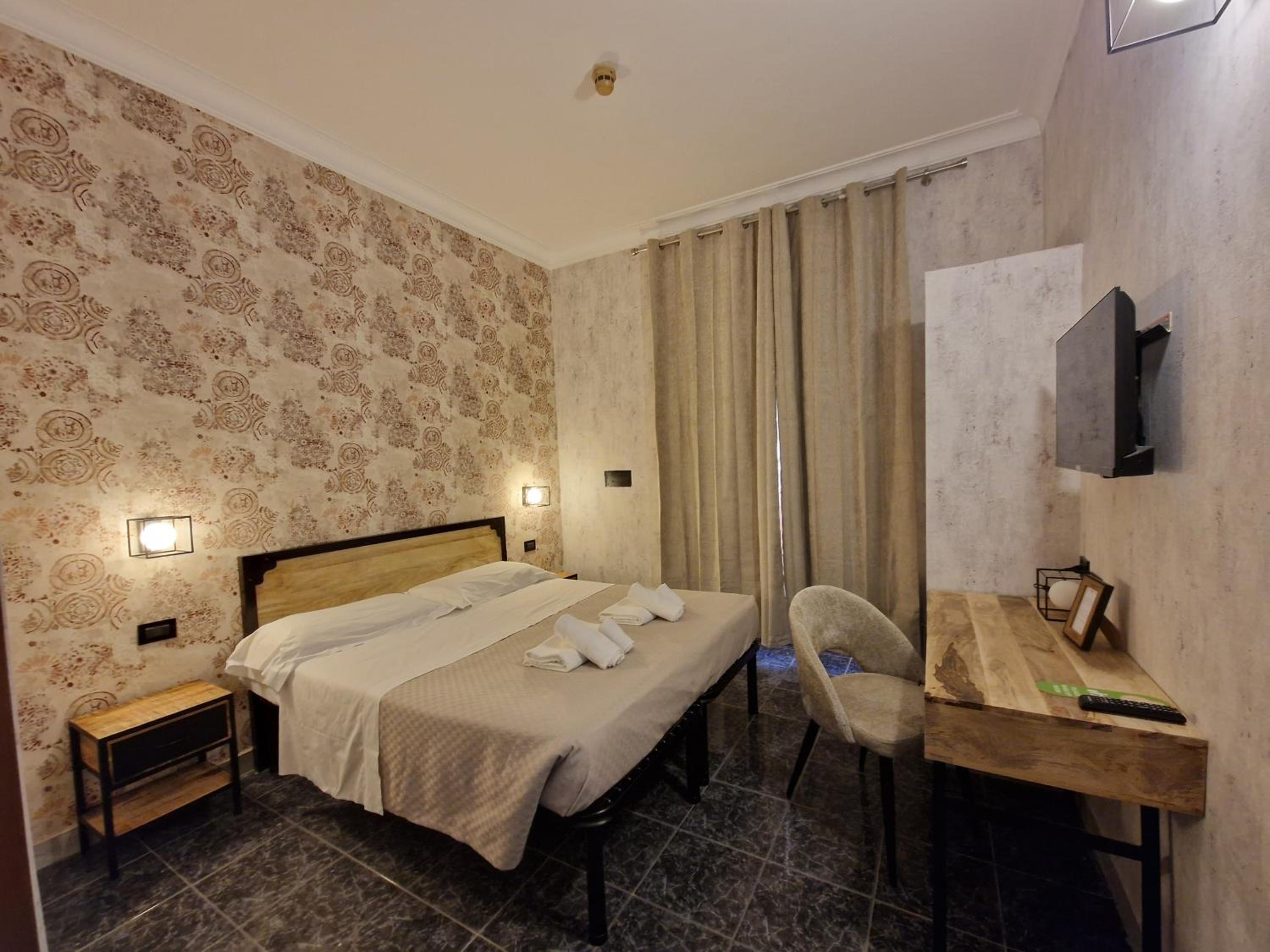 Economy Double or Twin Room photo 2