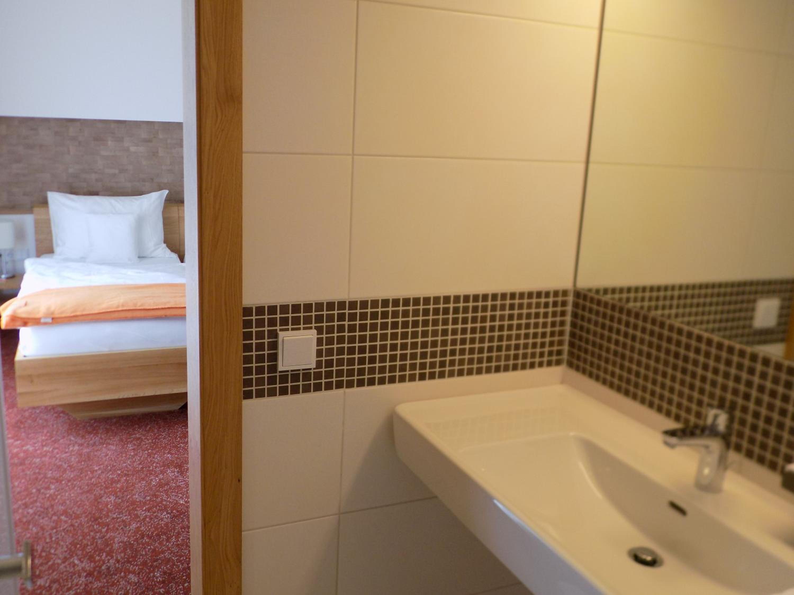Double Room - Photo 3