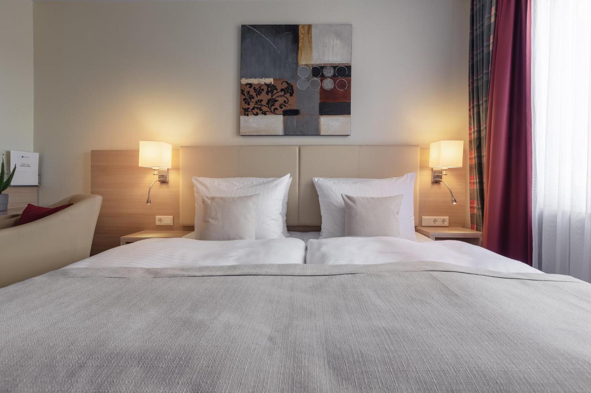 Standard Queen Room - Photo 1