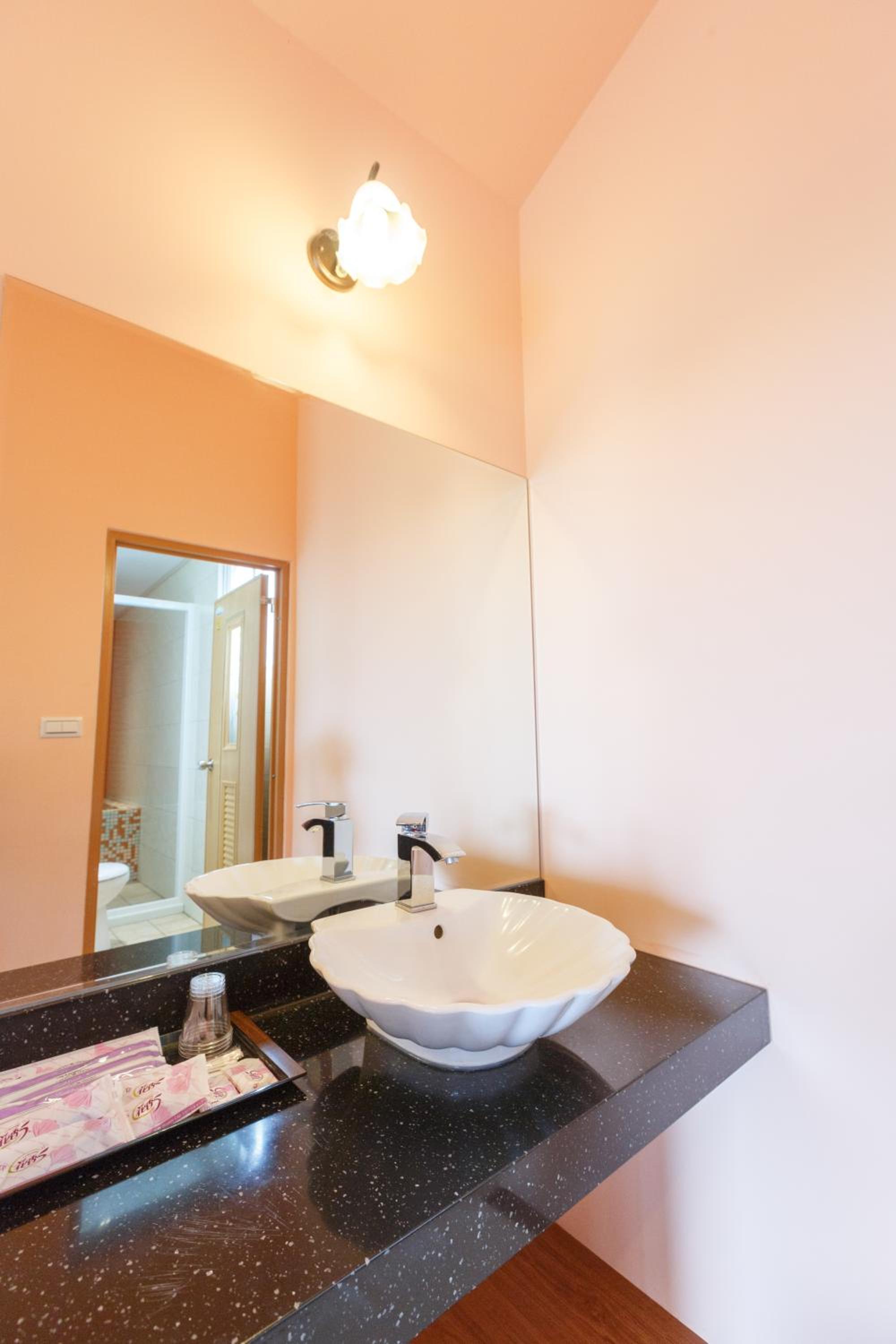 Quadruple Room with Garden View photo 2