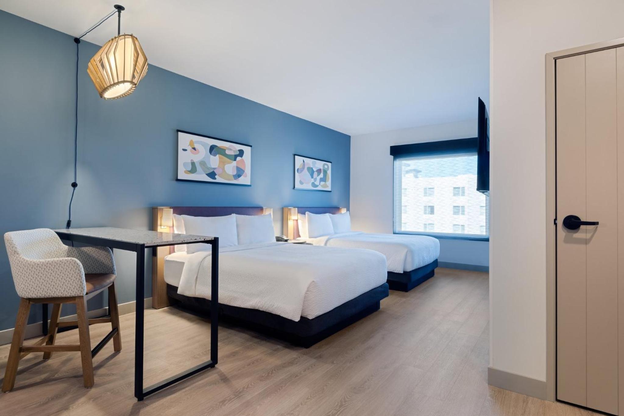 Studio Suite with Two Queen Beds - Photo 3