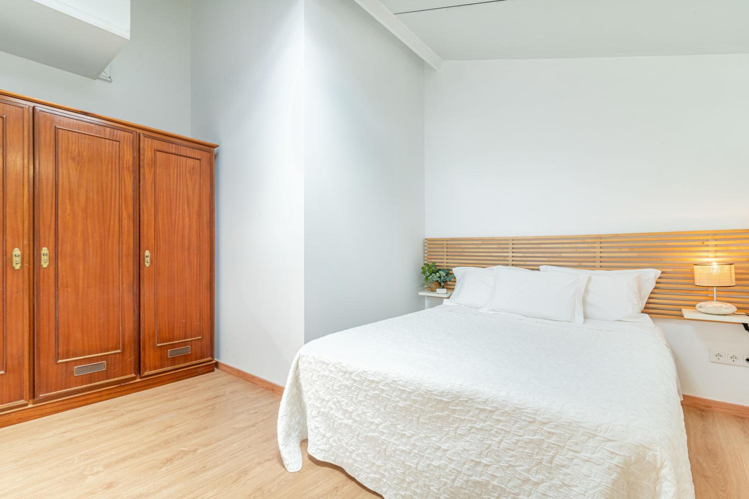 Deluxe Double Room with Shower