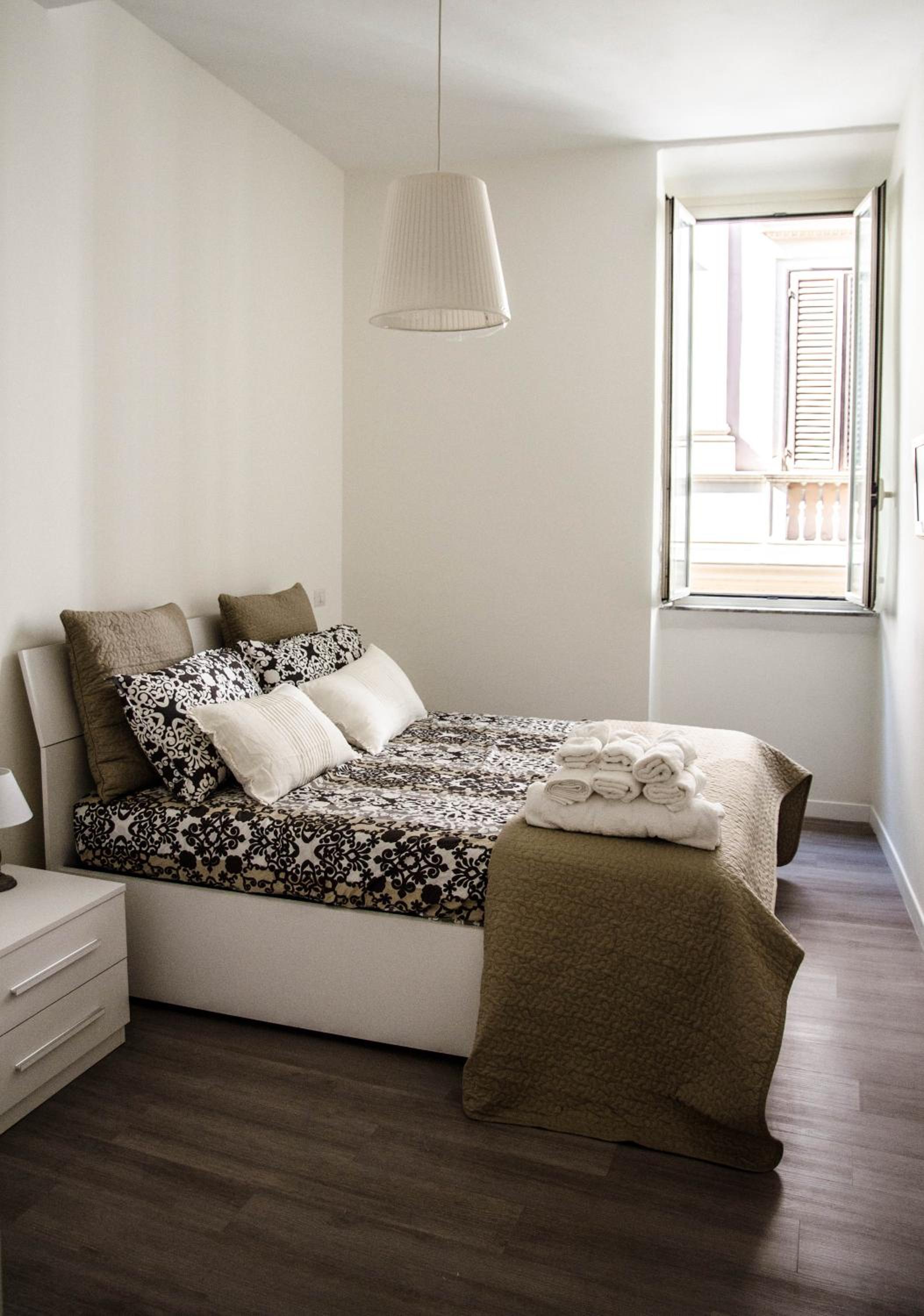 Apartment photo 3
