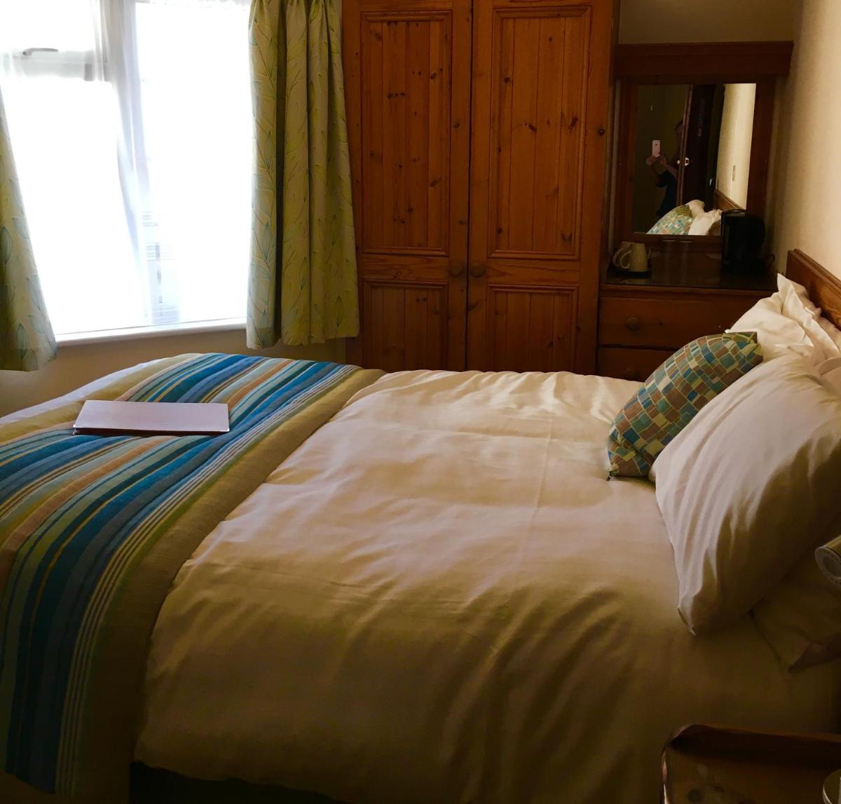 Standard Single Room with Shower