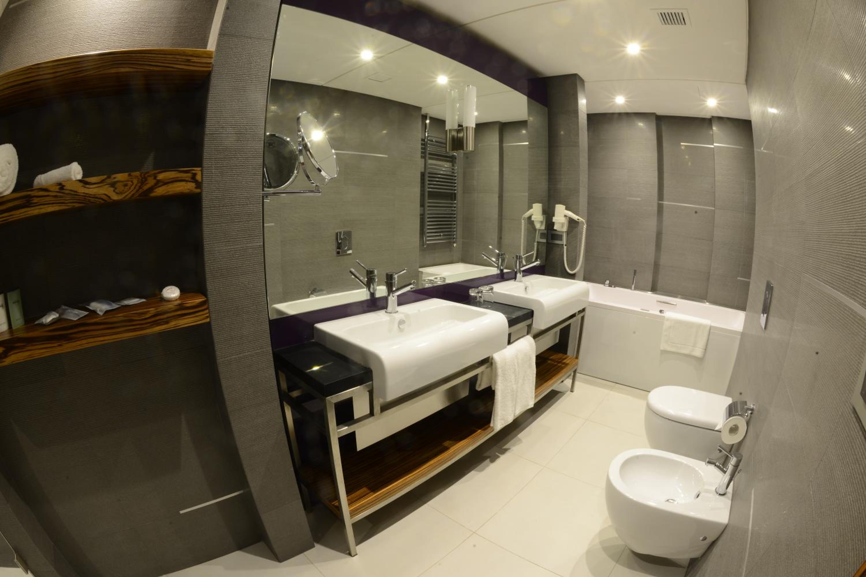 Executive Suite Partial Sea View photo 3