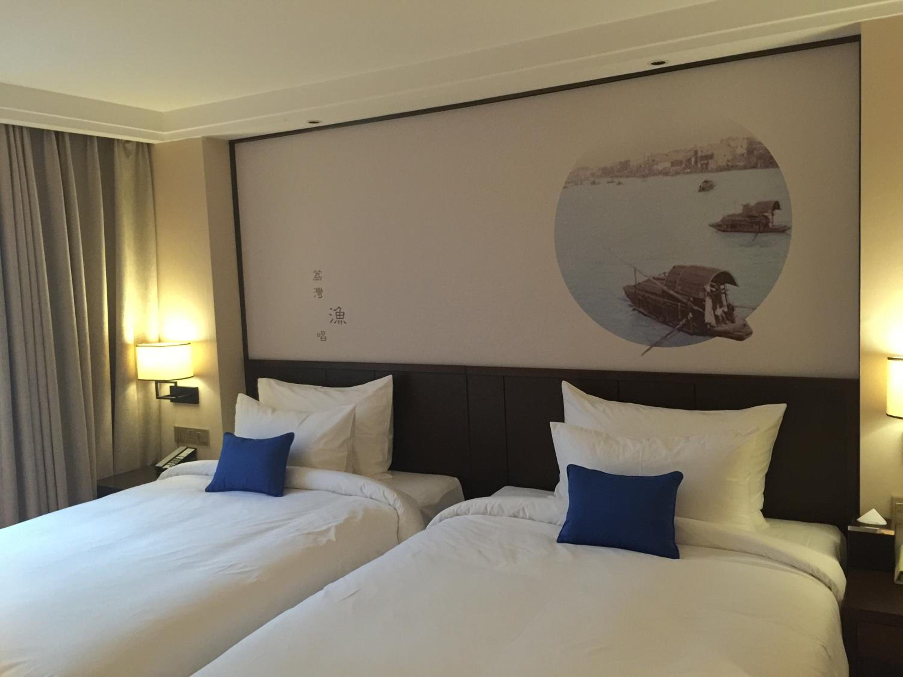Business Twin Room - Photo 9