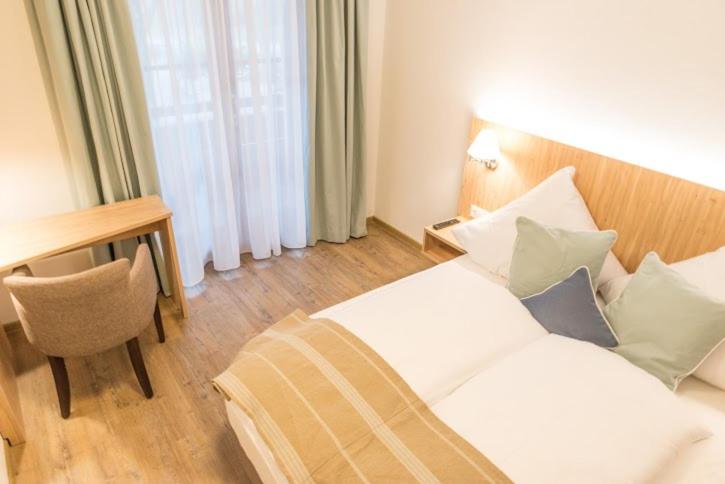 Single Room with Balcony photo 1