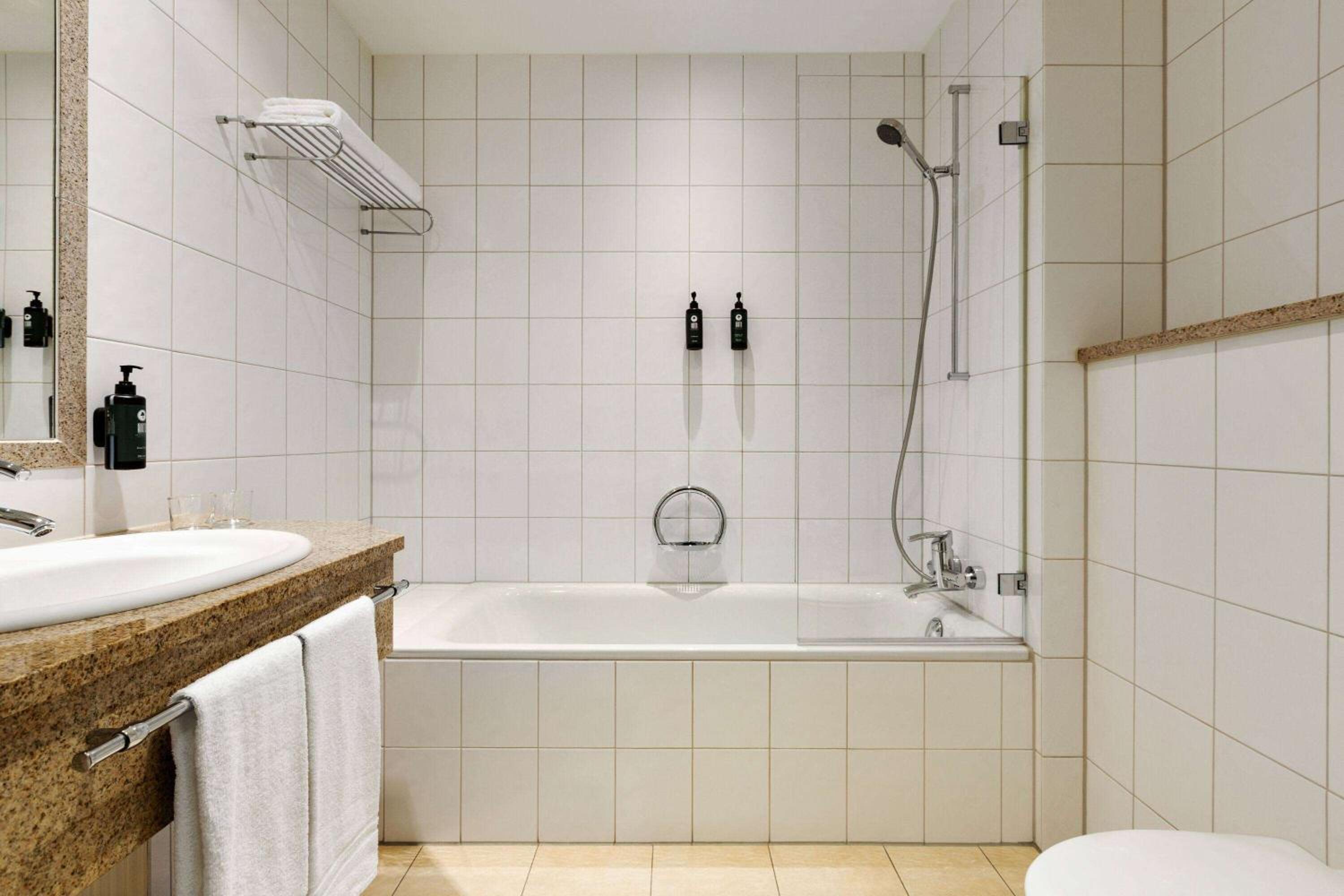 Double Room - Photo 4