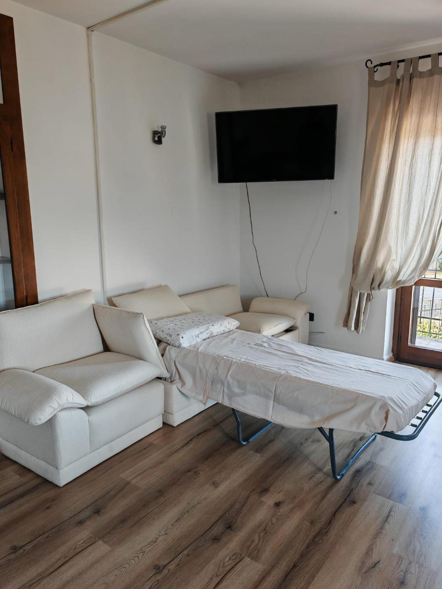 Quadruple Room with Private External Bathroom photo 2