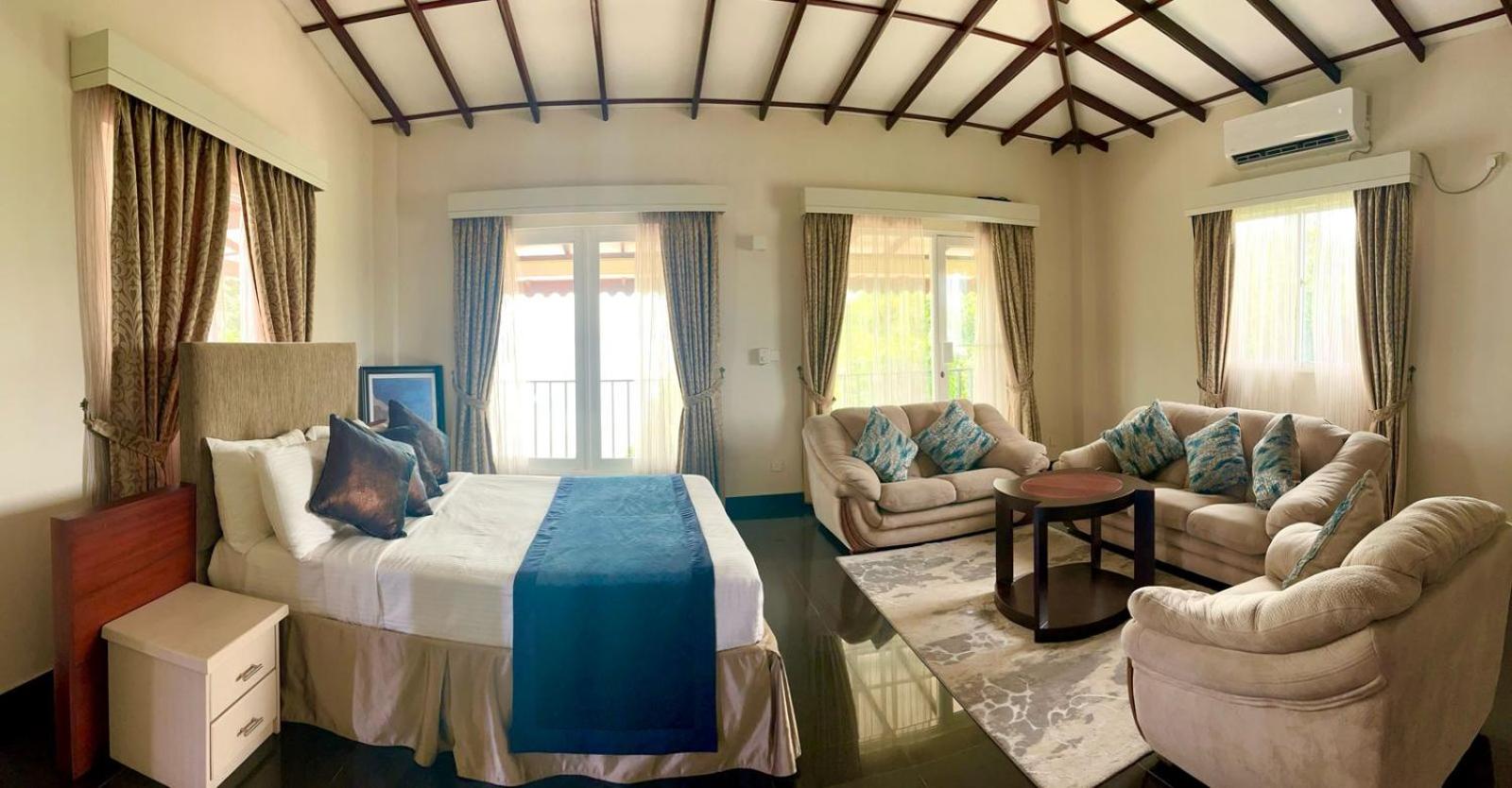Suite with Balcony photo 2