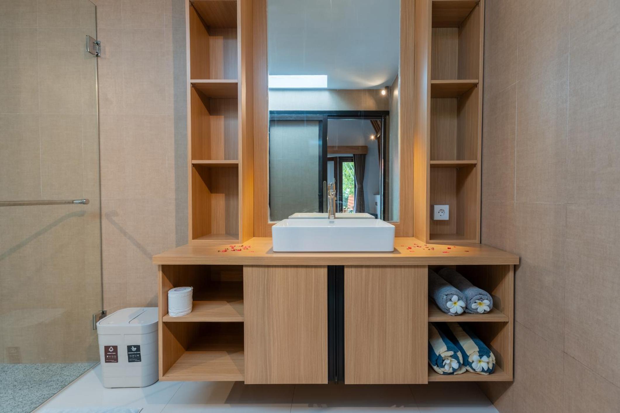 Family Suite Room - Photo 12