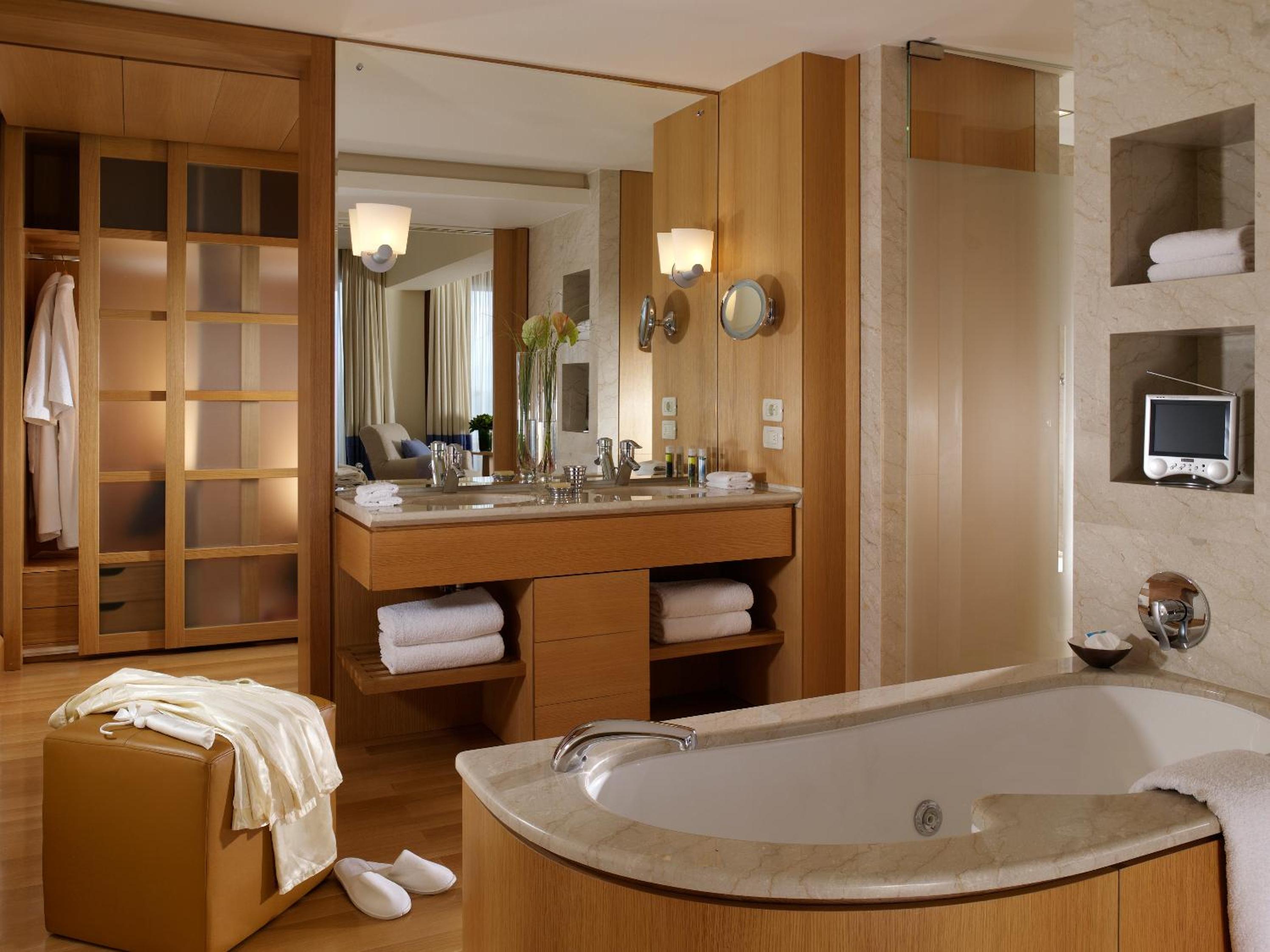 Luxury Suite Sea View - Photo 2
