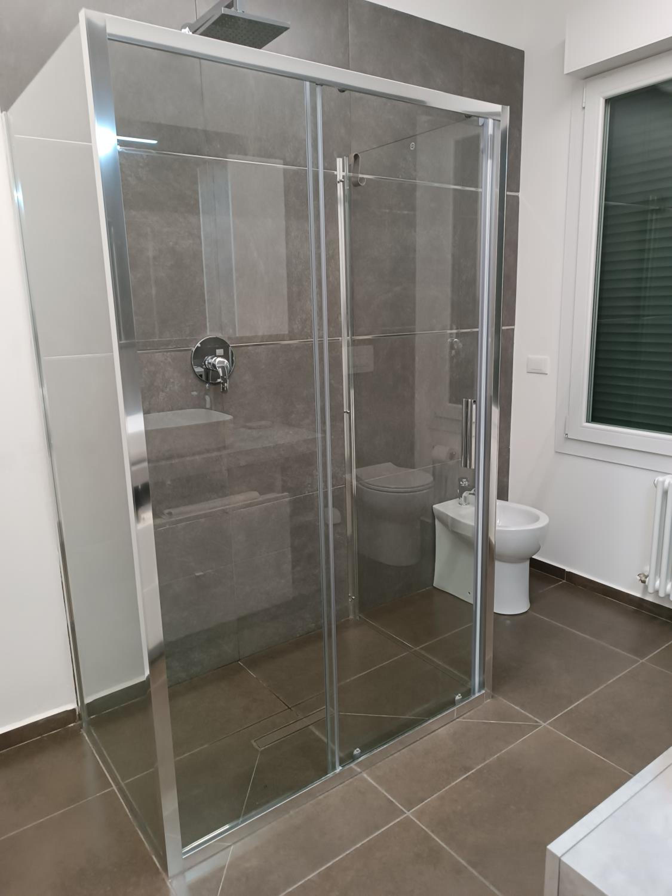 Double or Twin Room with Private Bathroom photo 2