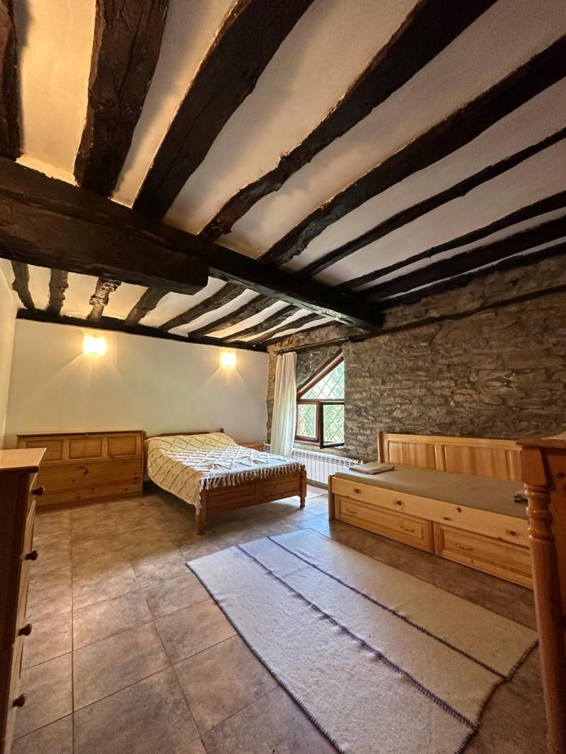 Large Double or Twin Room photo 2