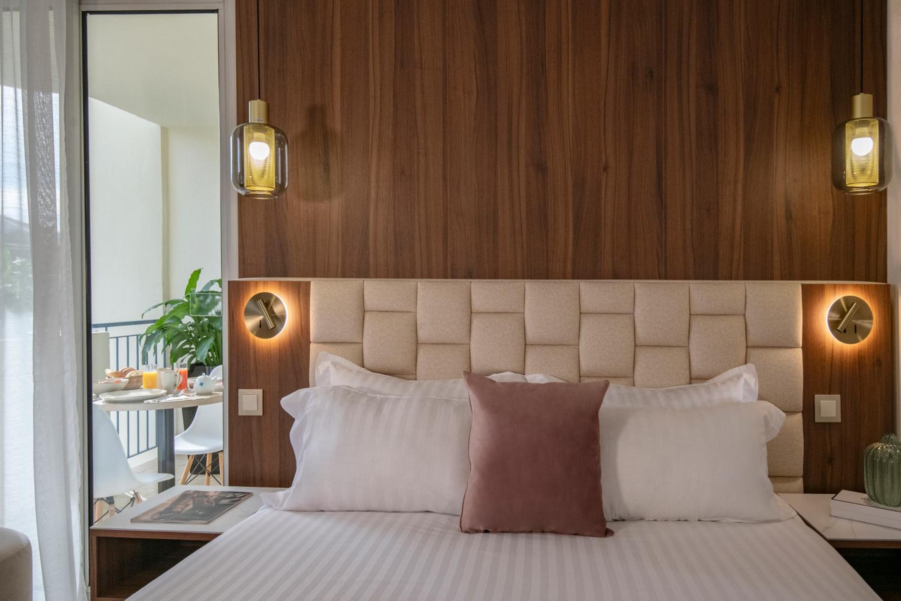 Deluxe Room with Terrace