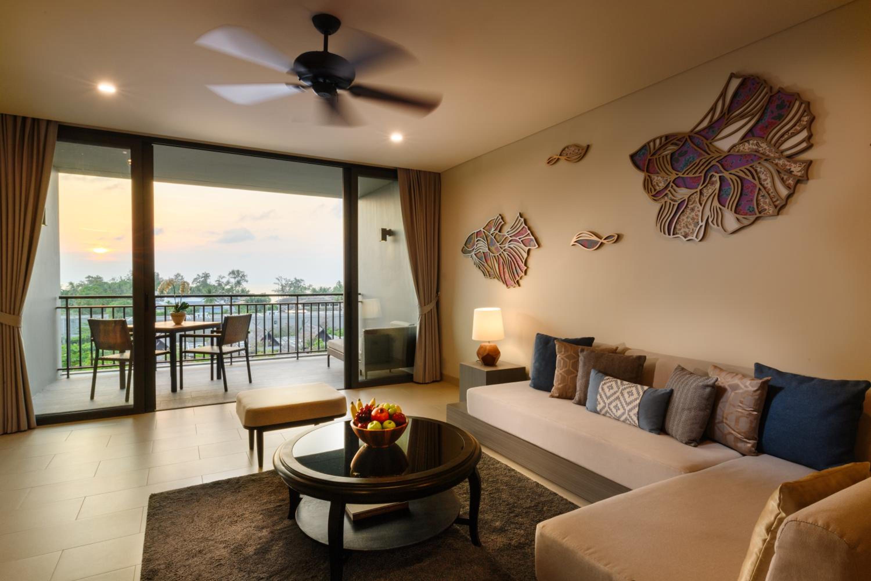 One-Bedroom Suite photo 3