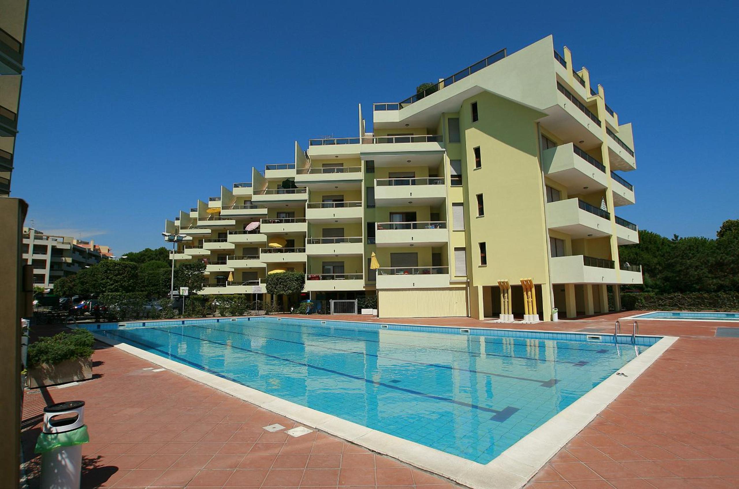 One-Bedroom Apartment with Terrace