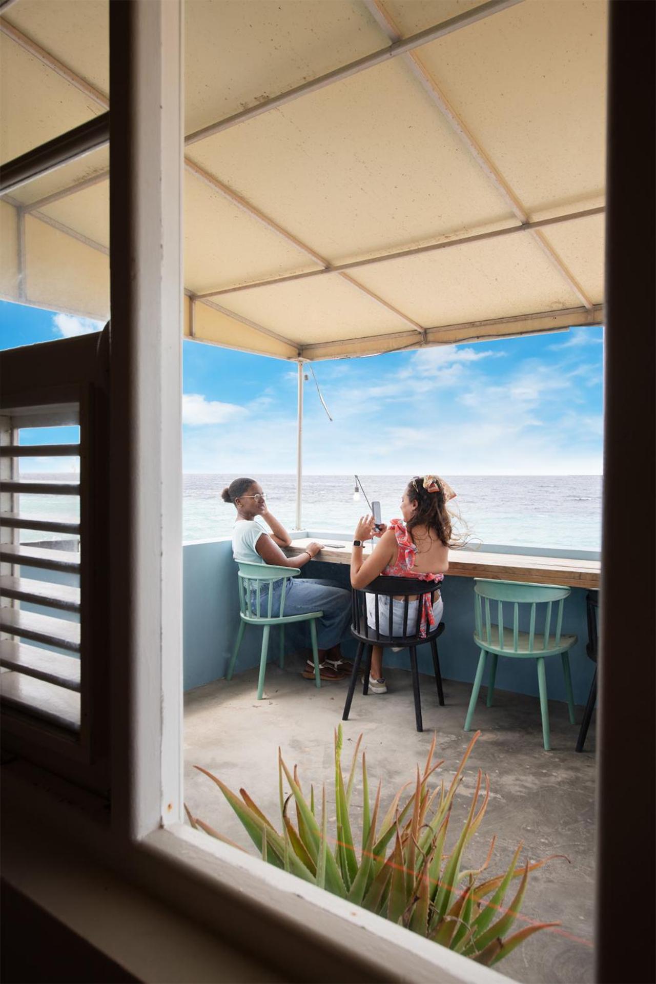 Queen Room with Sea View - Photo 6