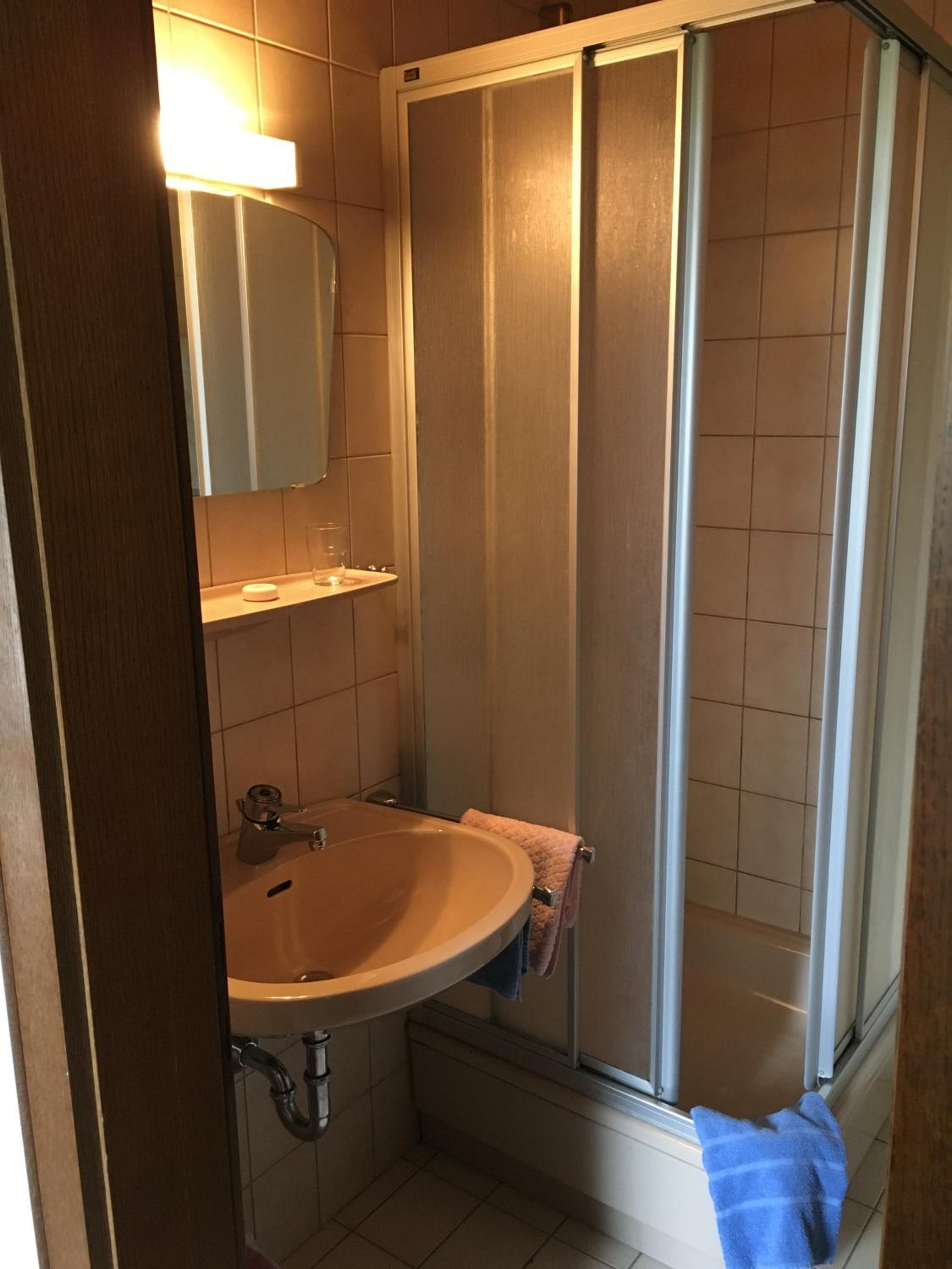 Studio Apartment - Photo 4