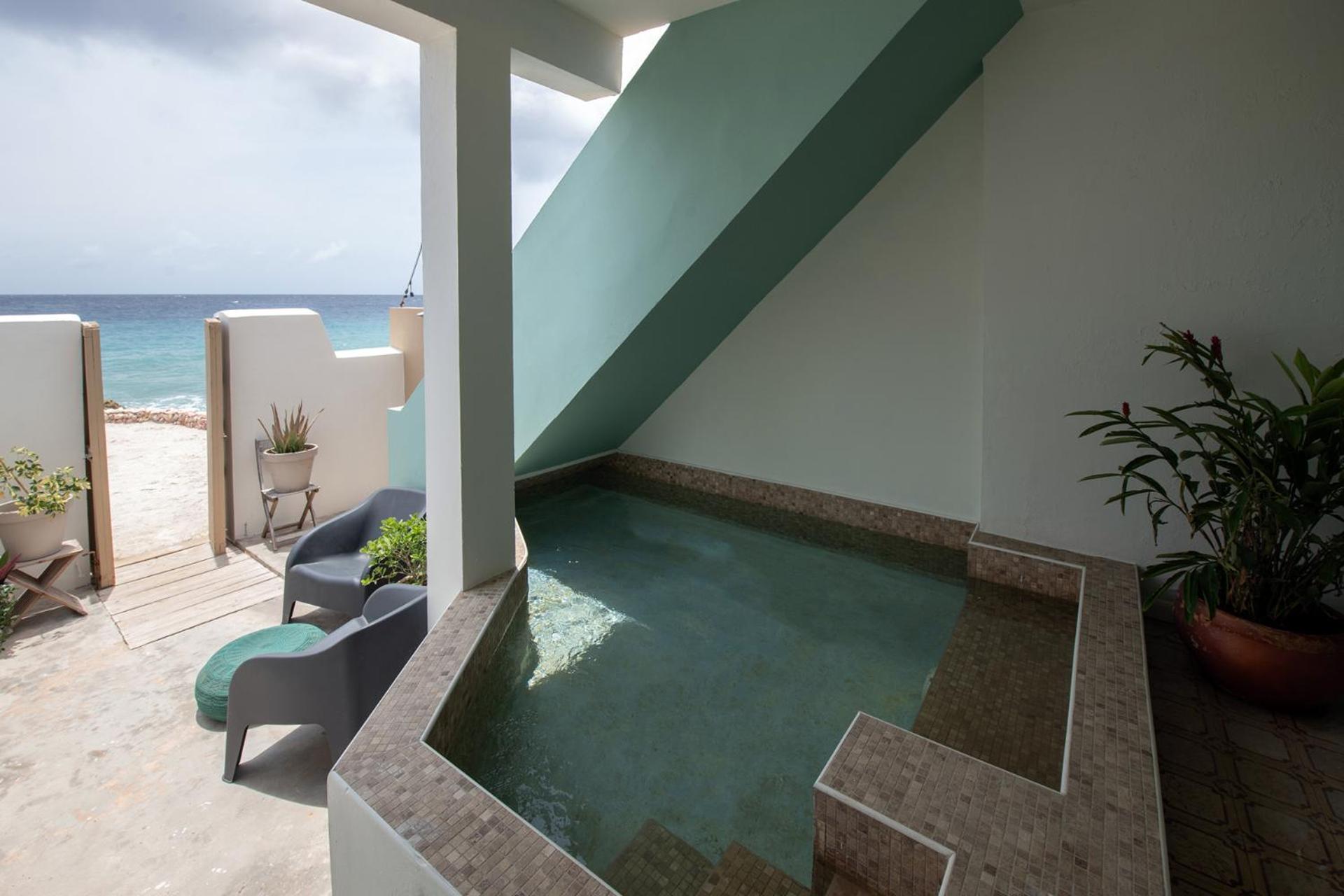 Queen Room with Sea View - Photo 5
