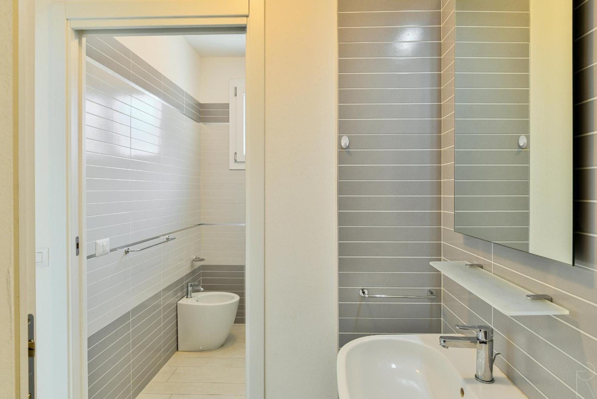 Apartment - Split Level