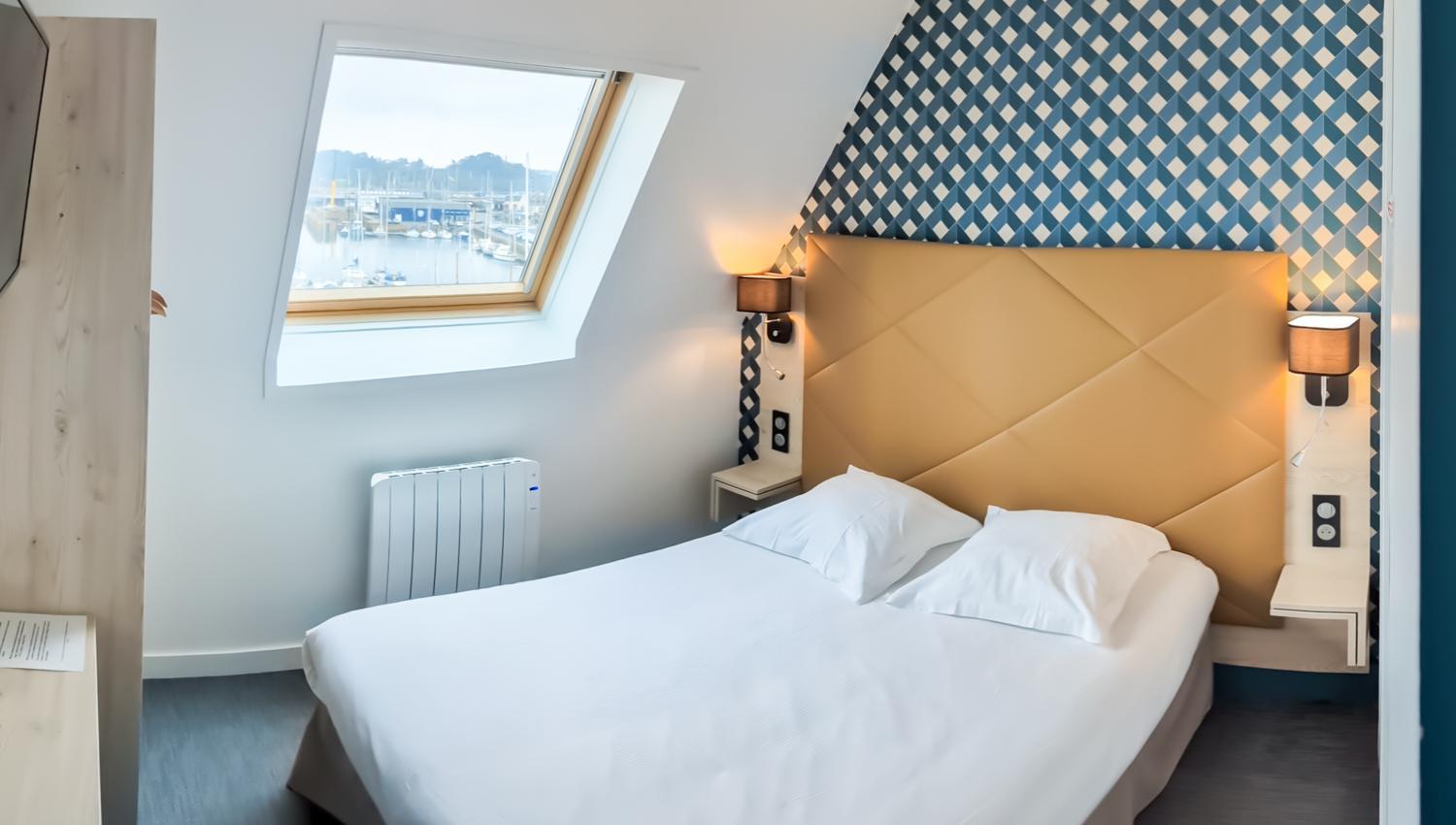 Comfort Double Room Port View - Photo 3