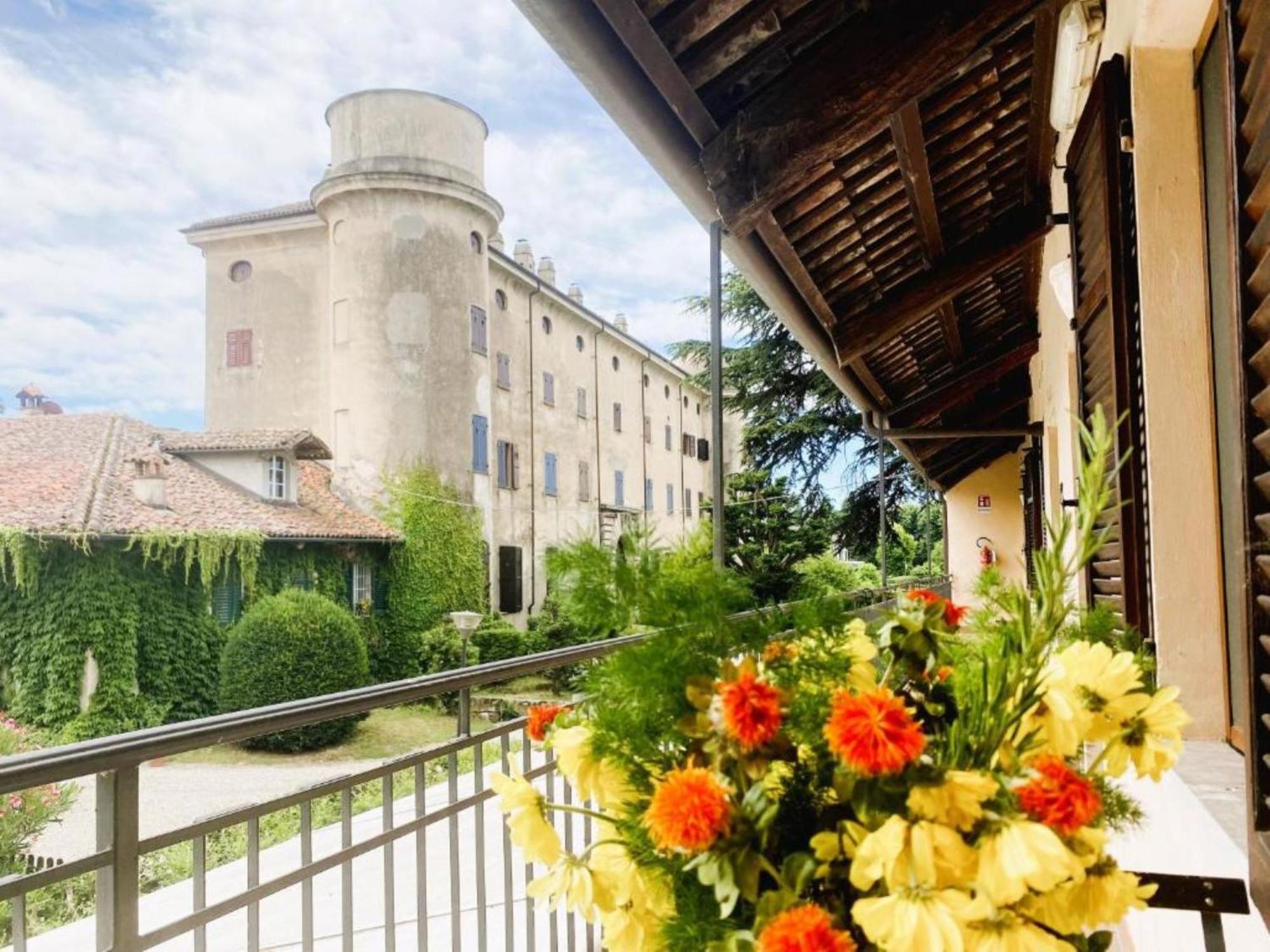 Deluxe Double Room with Castle View - Photo 2