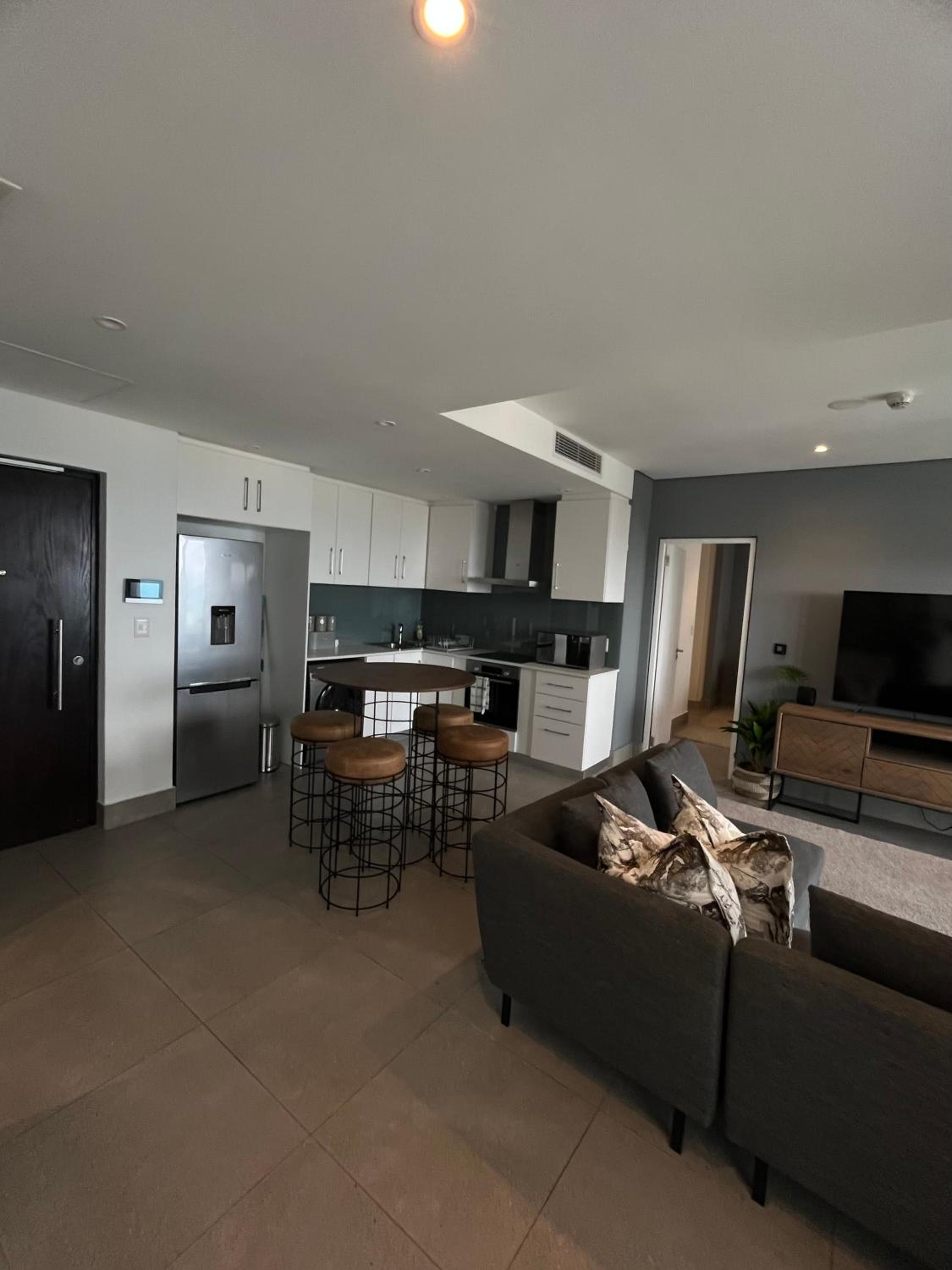 Two-Bedroom Apartment with Balcony and Sea View photo 1