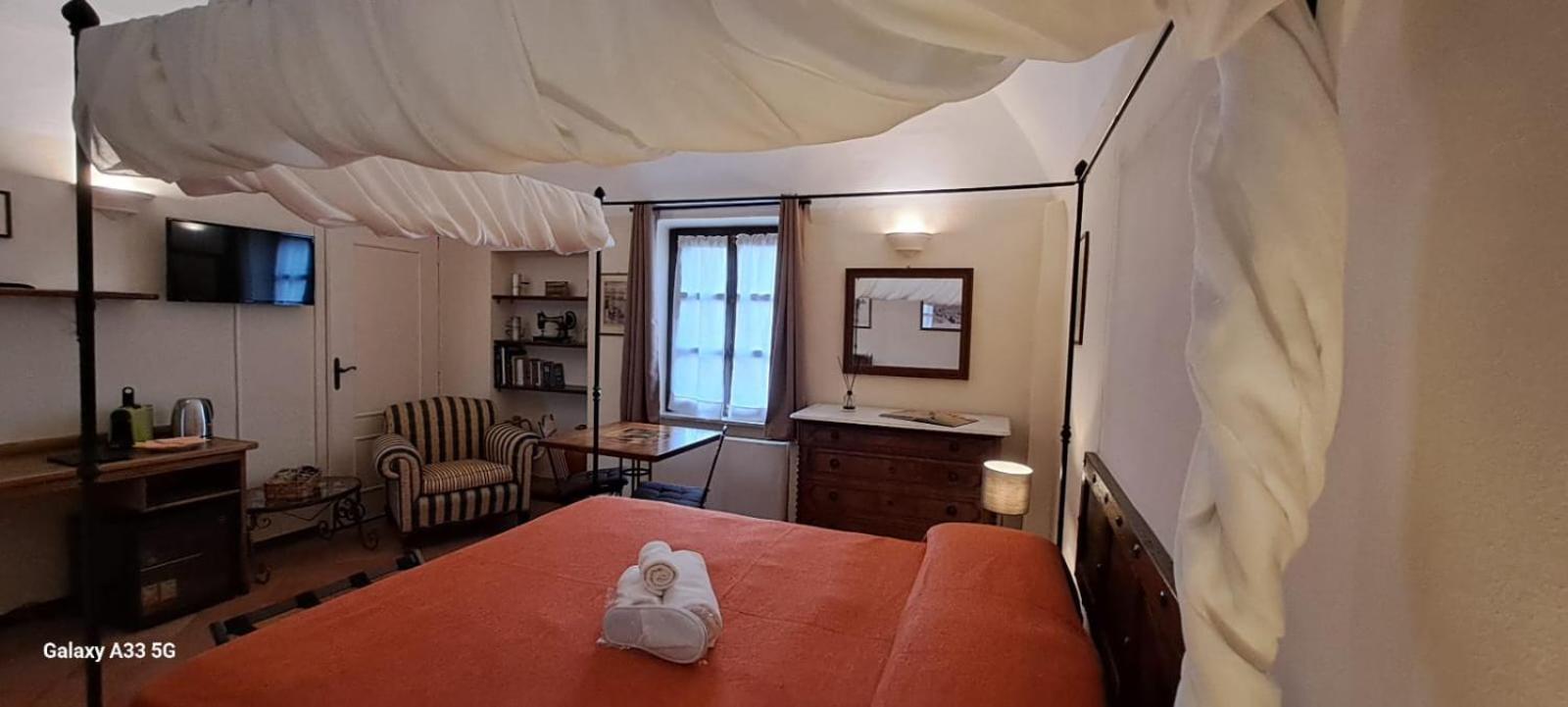 Deluxe Double Room with Castle View - Photo 41