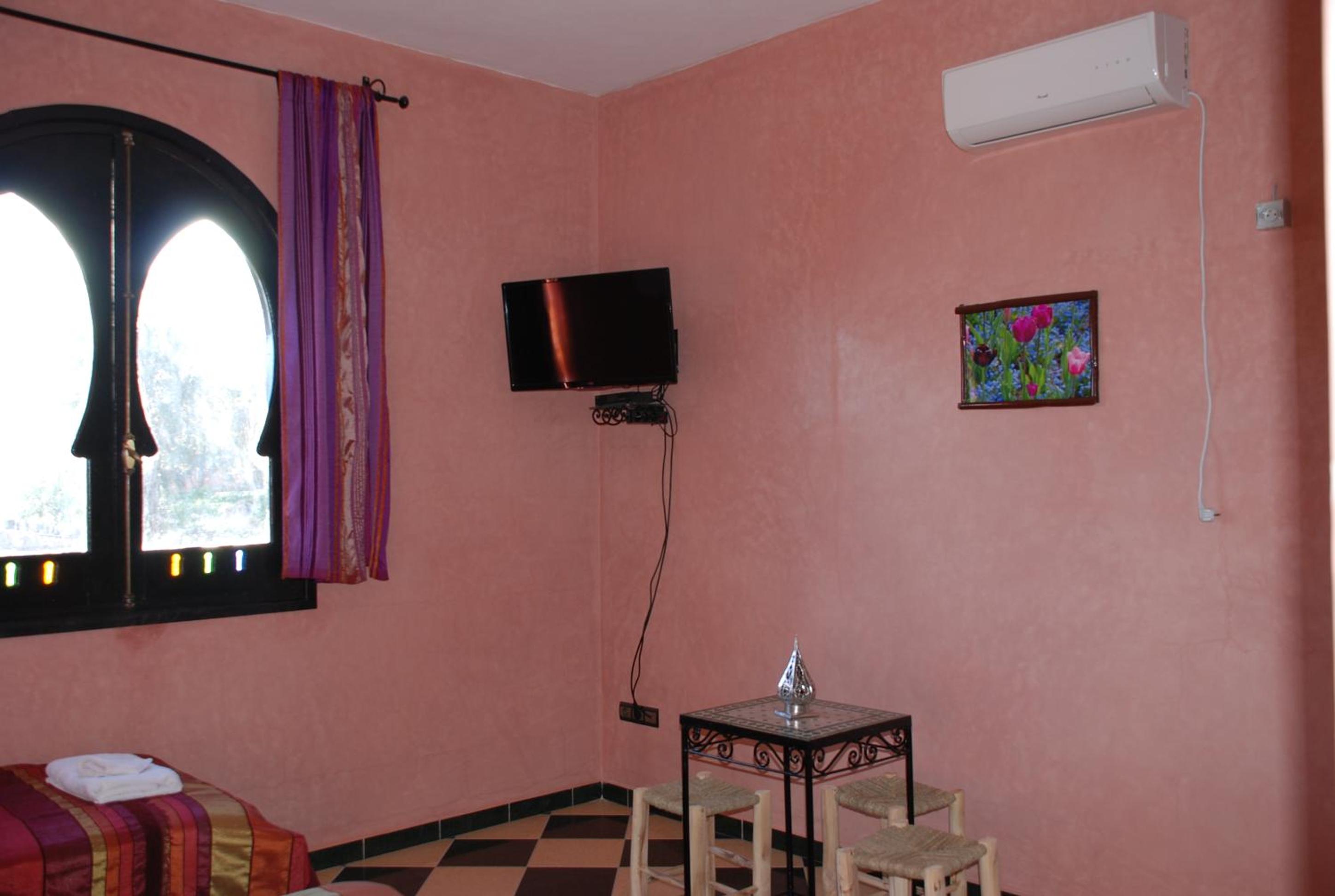 Triple Room - Photo 13