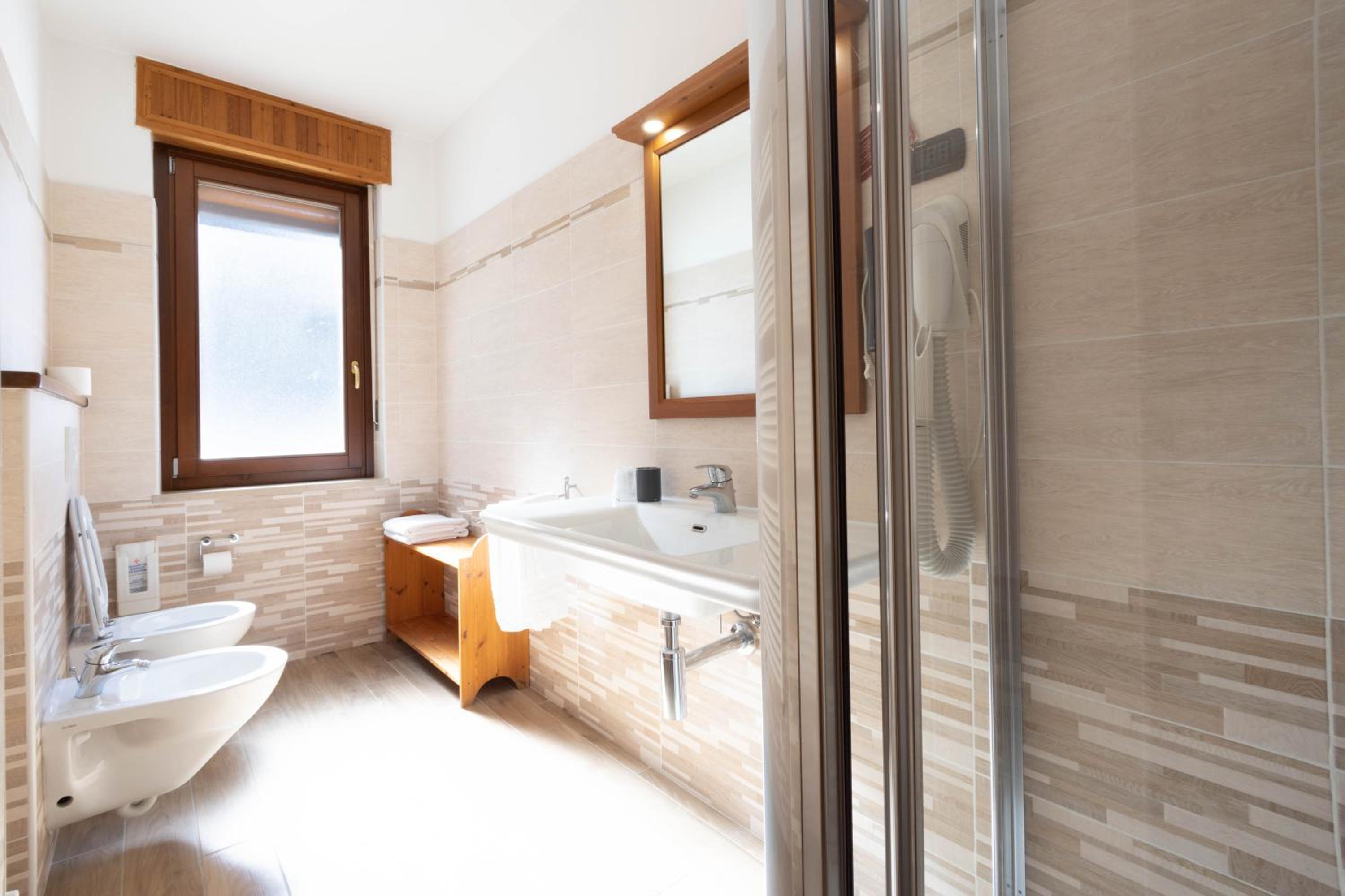 Triple Room - Photo 2