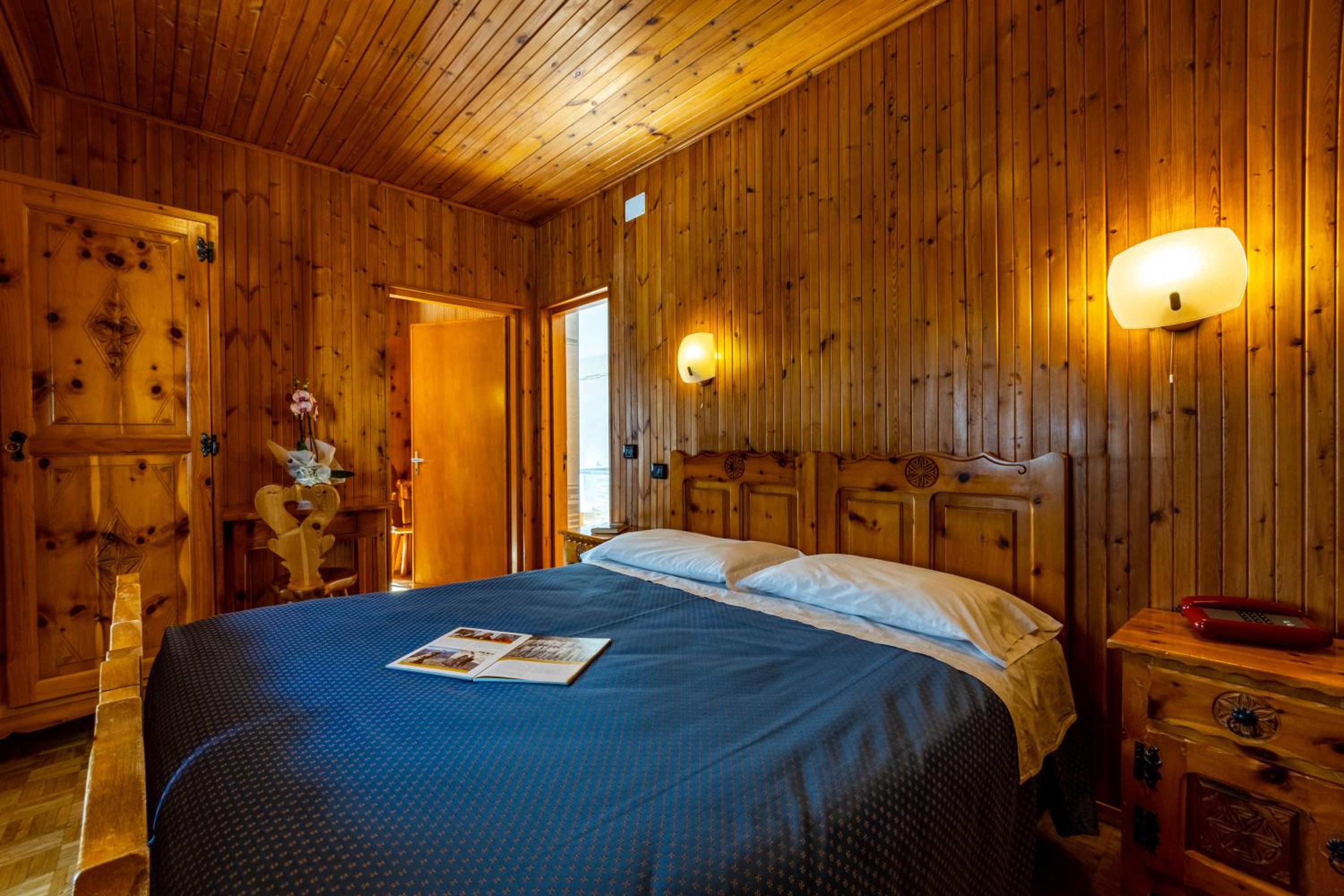 Triple Room - Photo 7