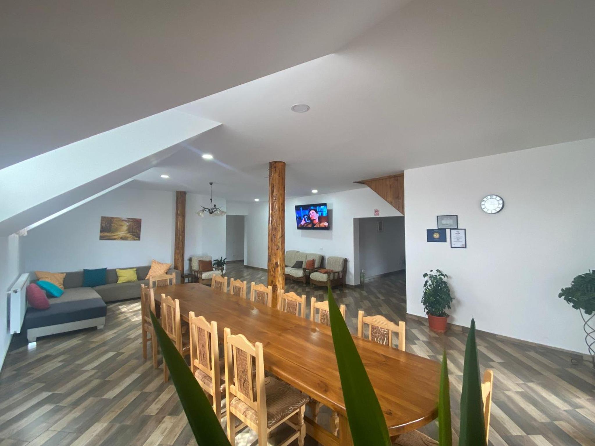 Four-Room Apartment - Photo 9